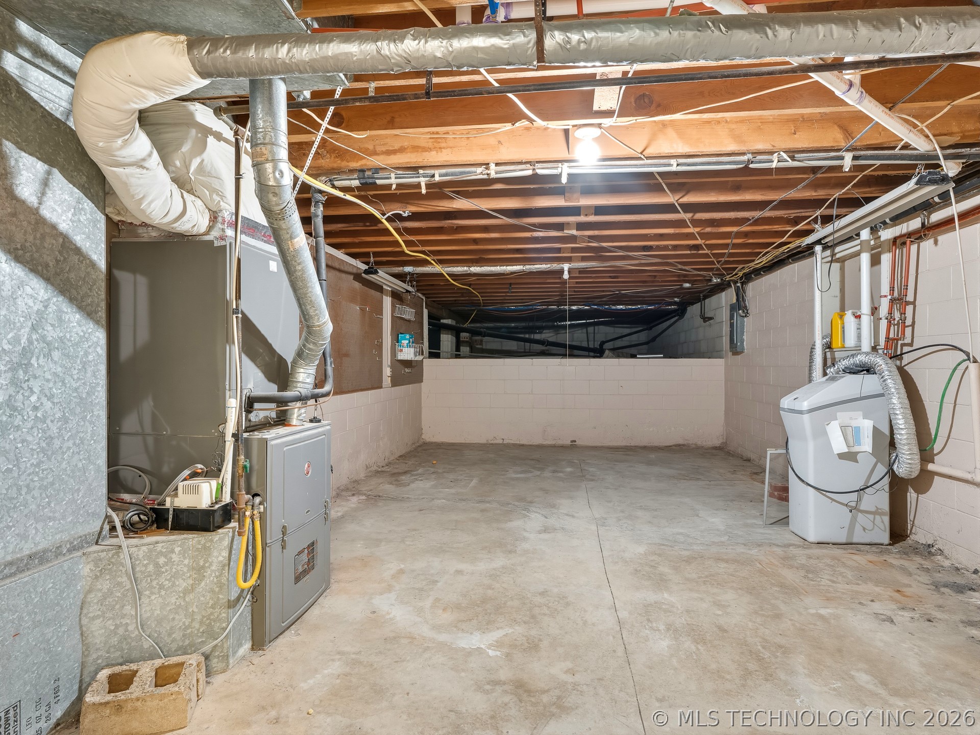 522 S Country Club Street Ada OK 74820