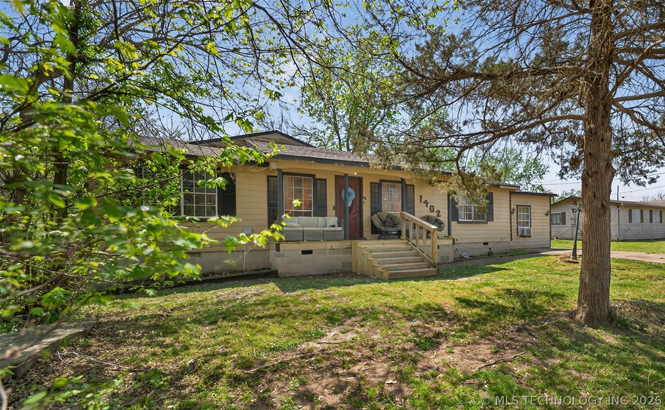 1402 E Hayes Street Okmulgee OK 74447