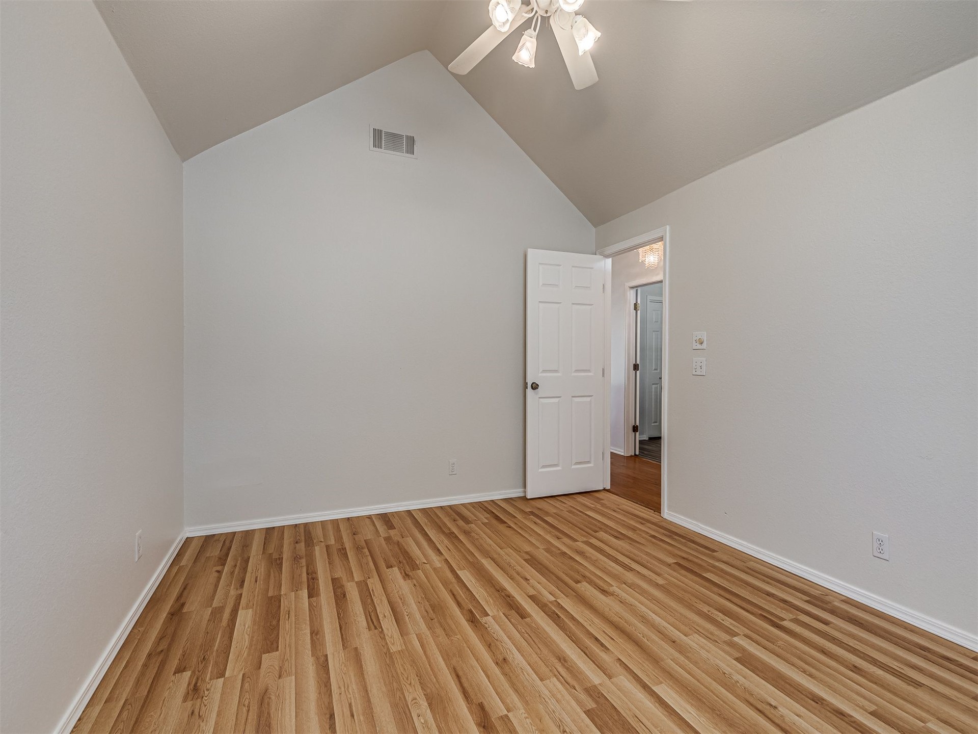 3633 S 132nd Eastavenue Tulsa OK 74134