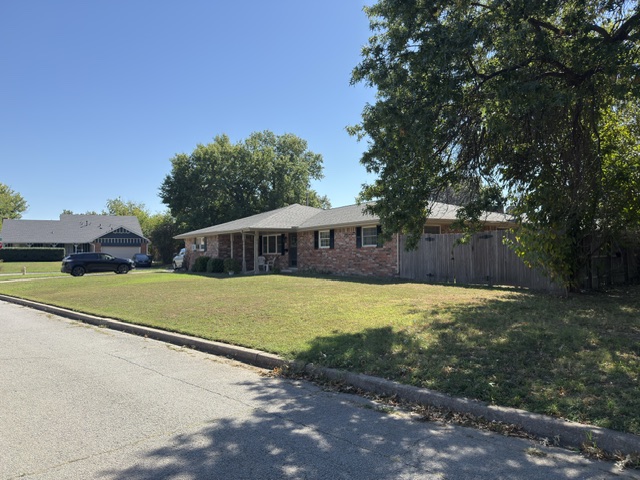 9270 E 32nd Place Tulsa OK 74145