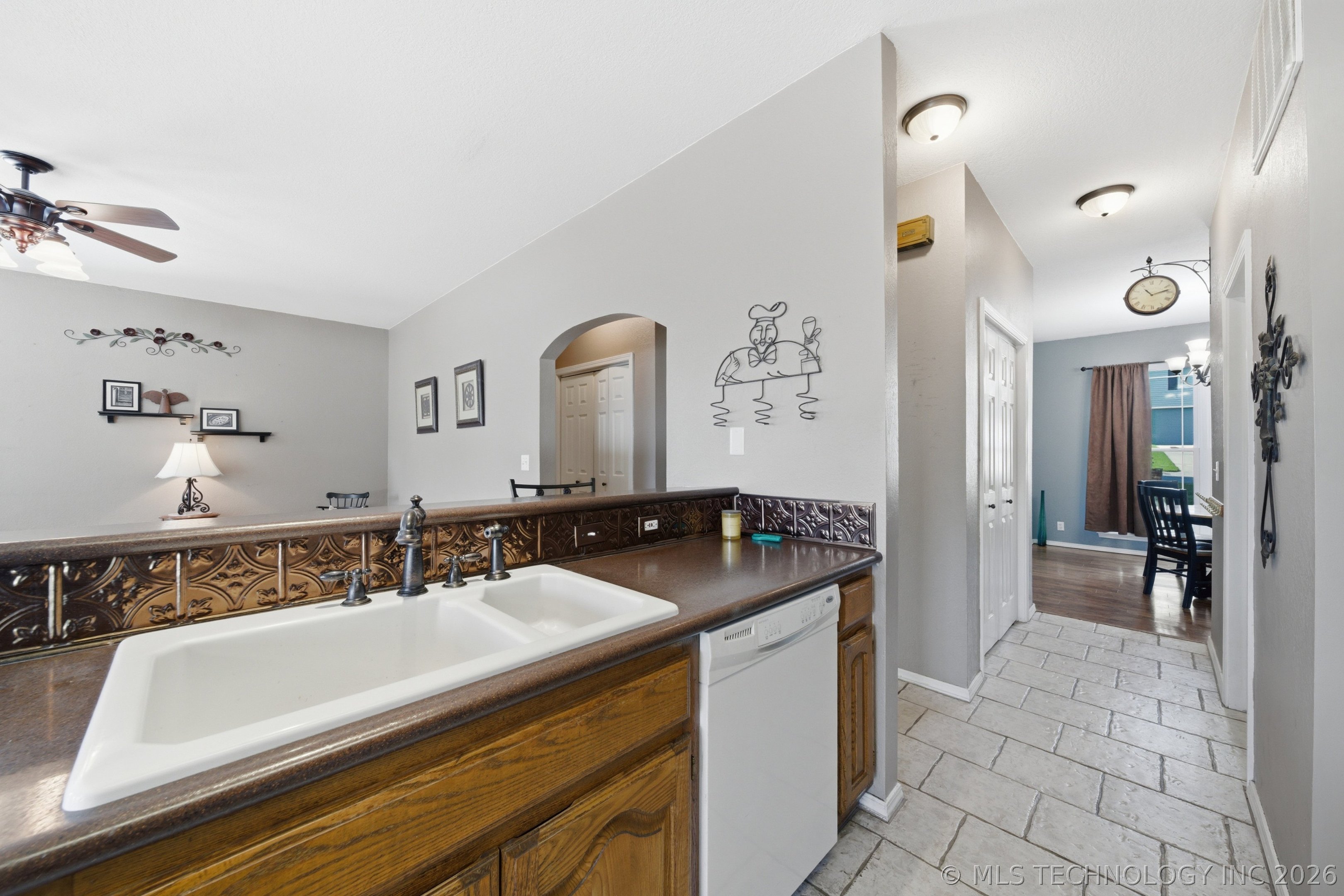 6808 Silver Oak Drive Tulsa OK 74107