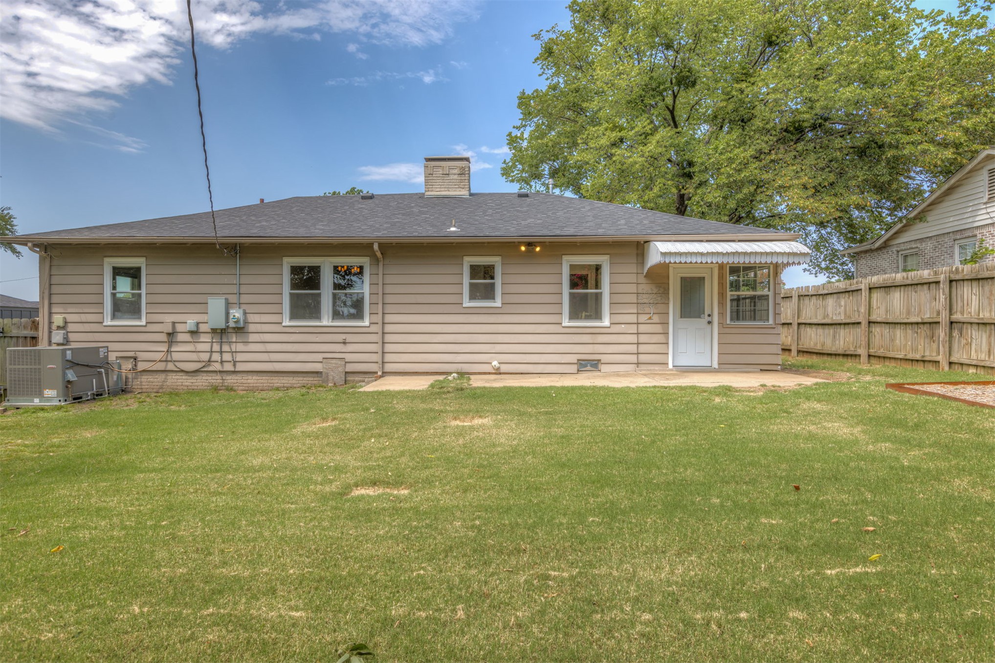 2433 S Gary Place Tulsa OK 74114