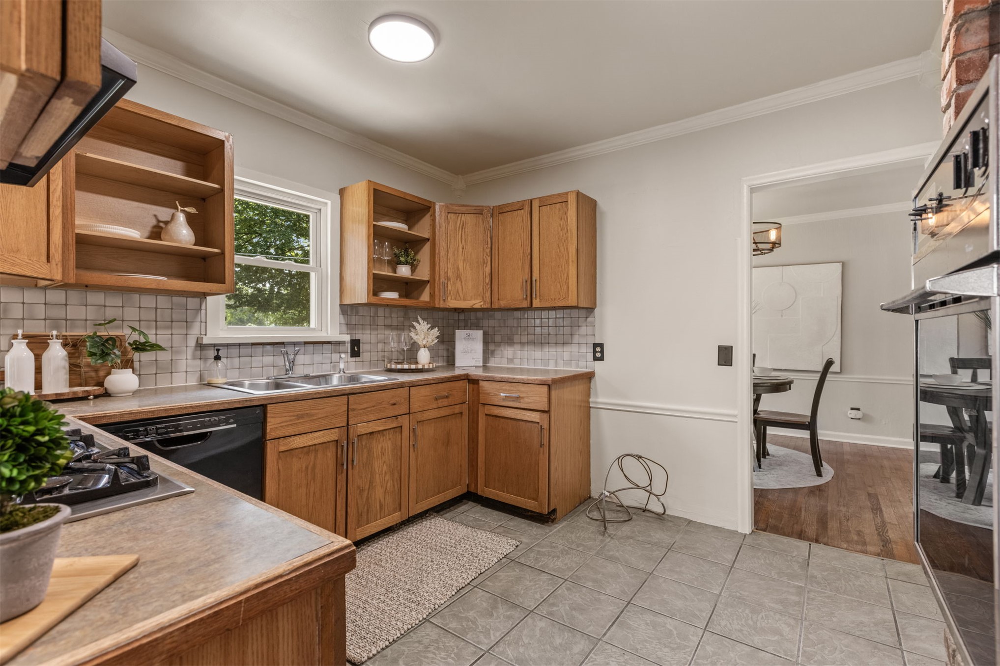 2433 S Gary Place Tulsa OK 74114