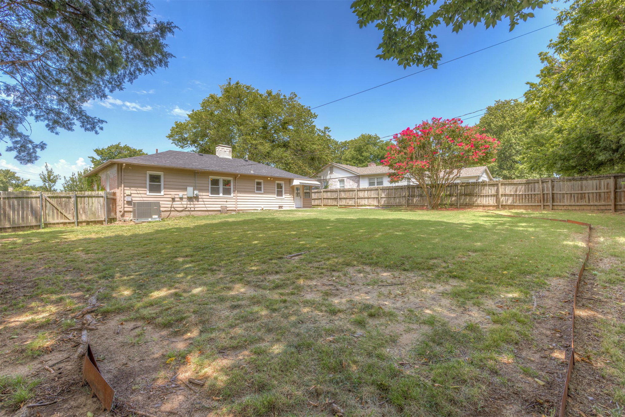 2433 S Gary Place Tulsa OK 74114