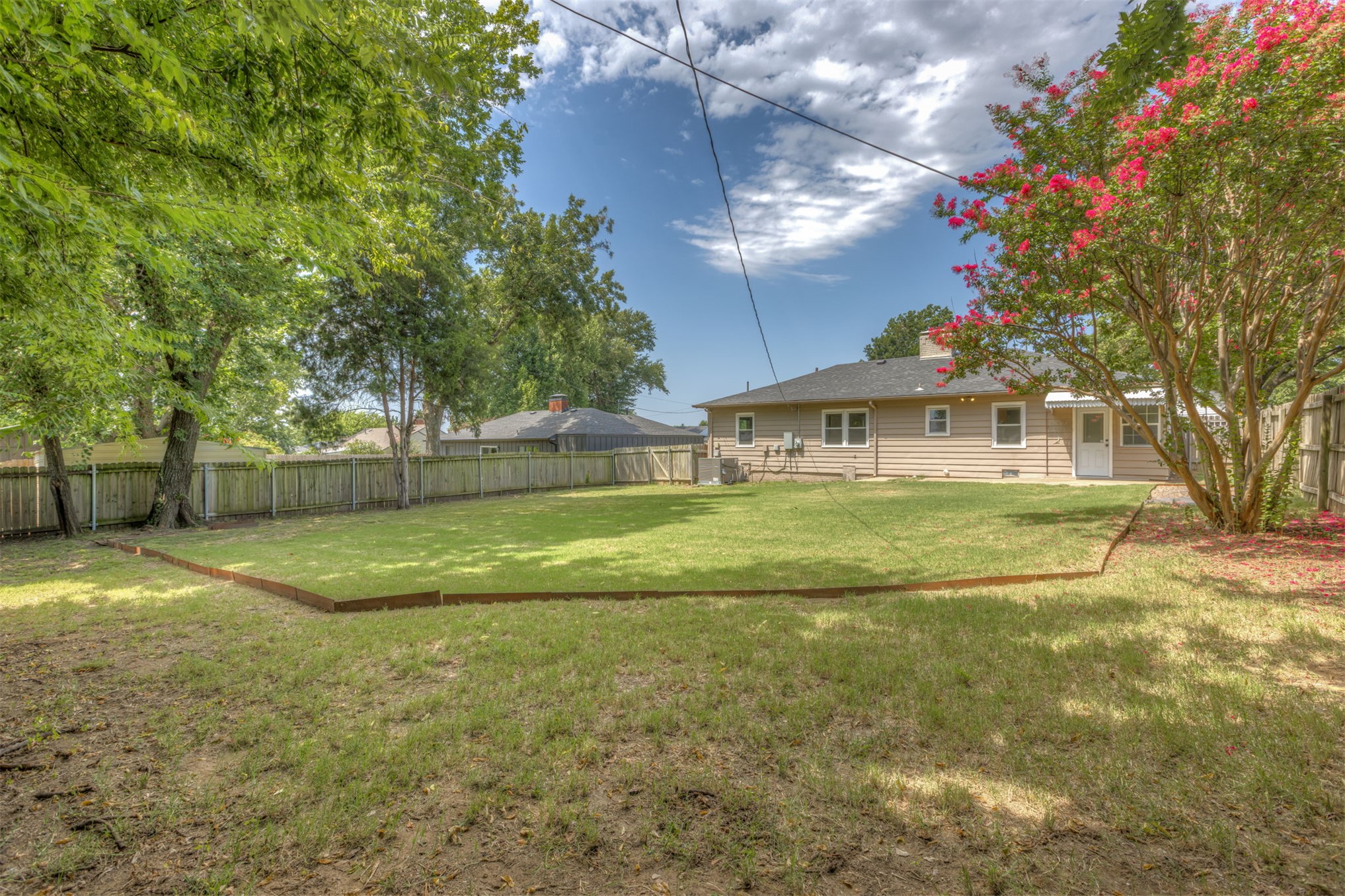 2433 S Gary Place Tulsa OK 74114