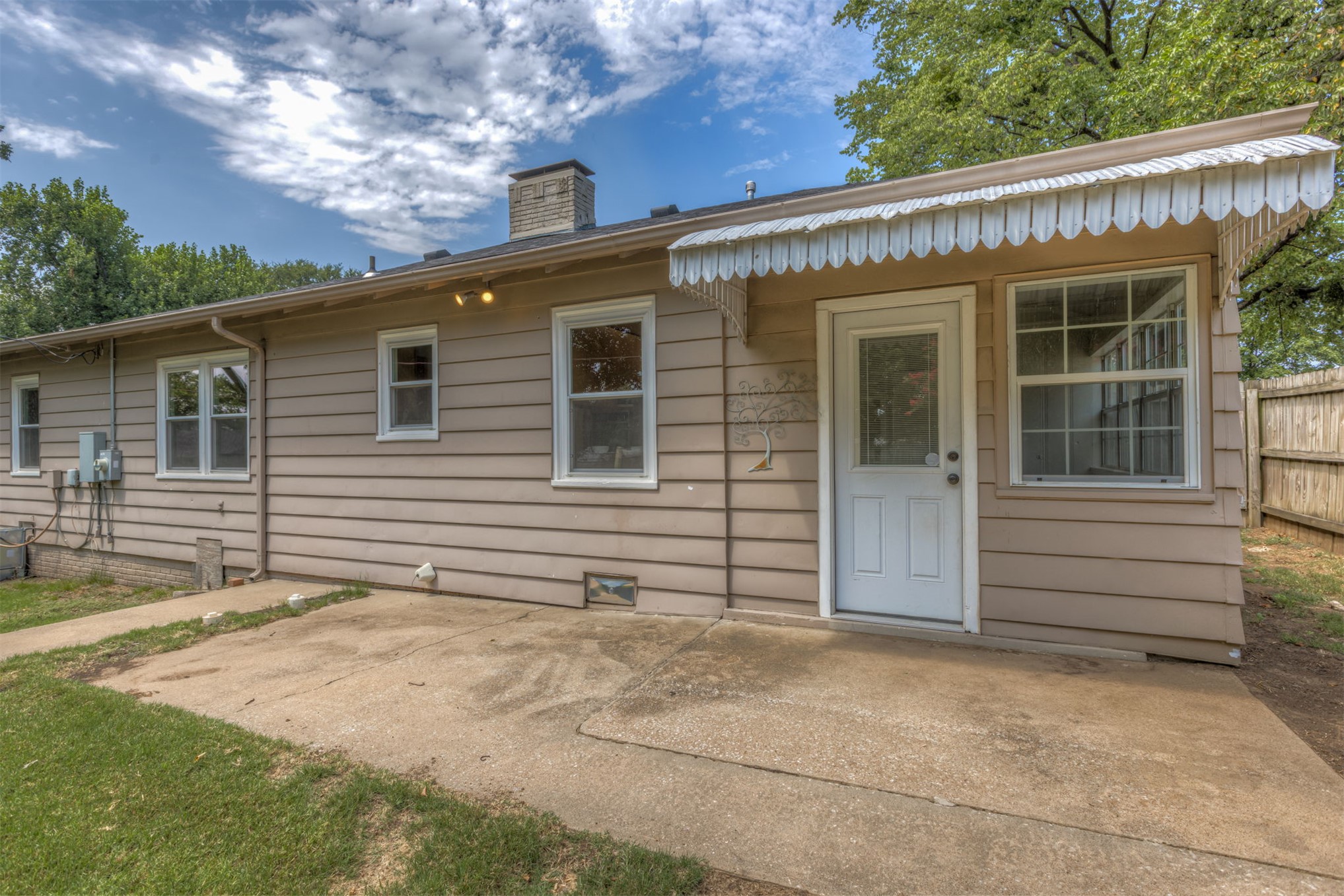 2433 S Gary Place Tulsa OK 74114