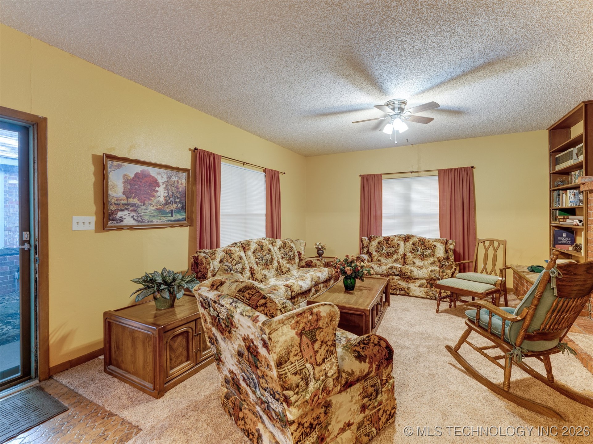 24613 E Lakeview Road Yale OK 74085