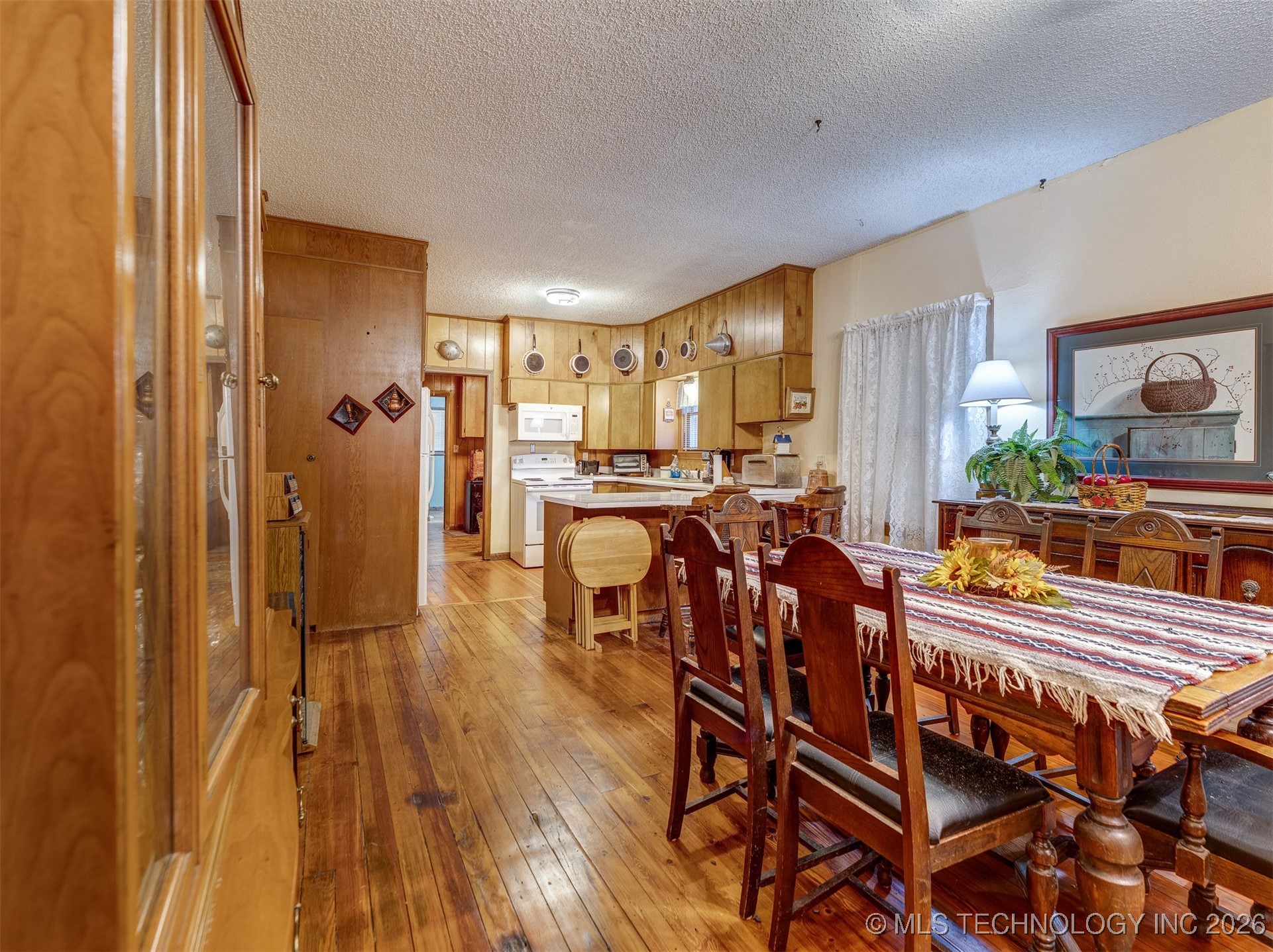 24613 E Lakeview Road Yale OK 74085