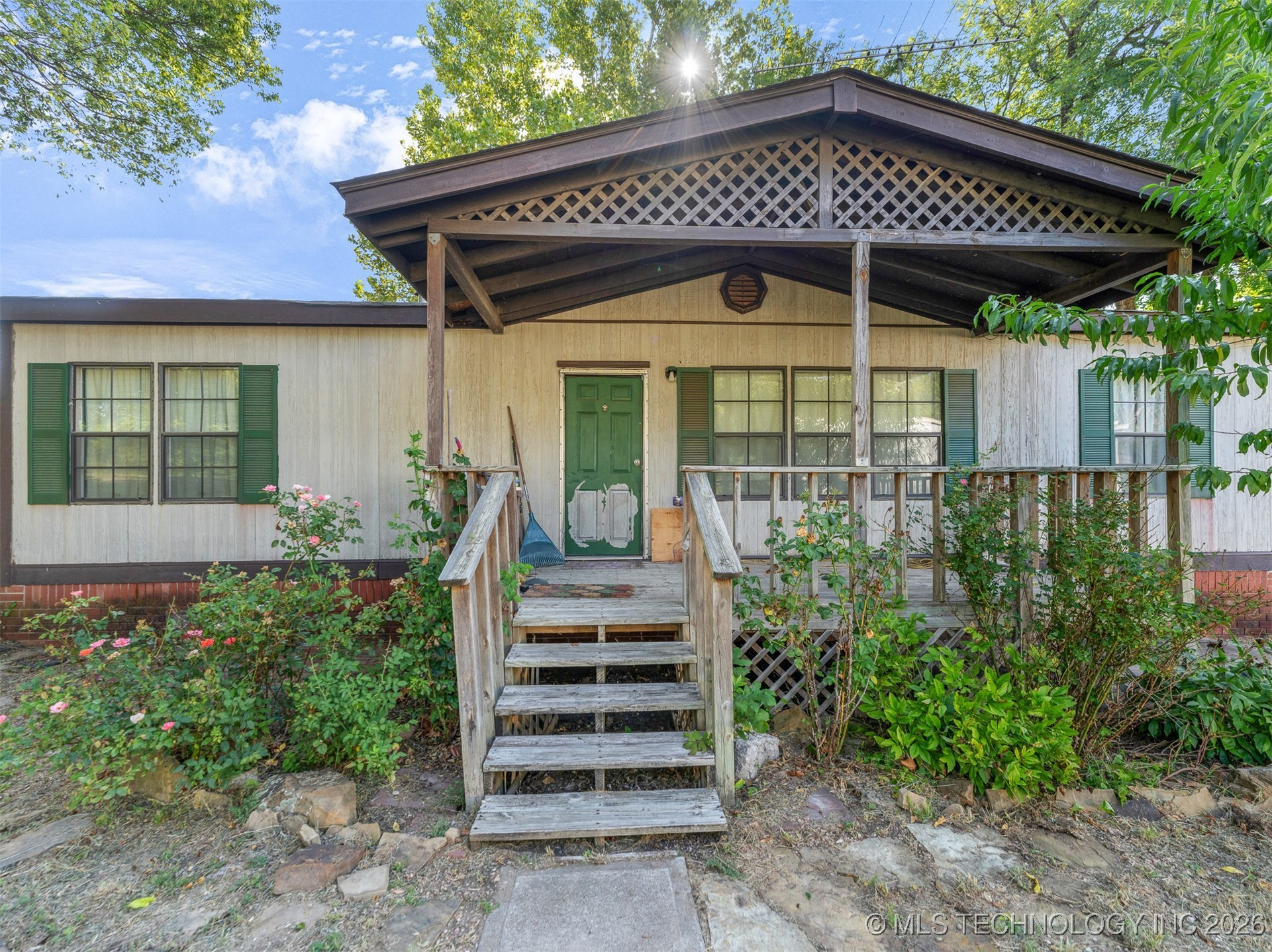 24613 E Lakeview Road Yale OK 74085