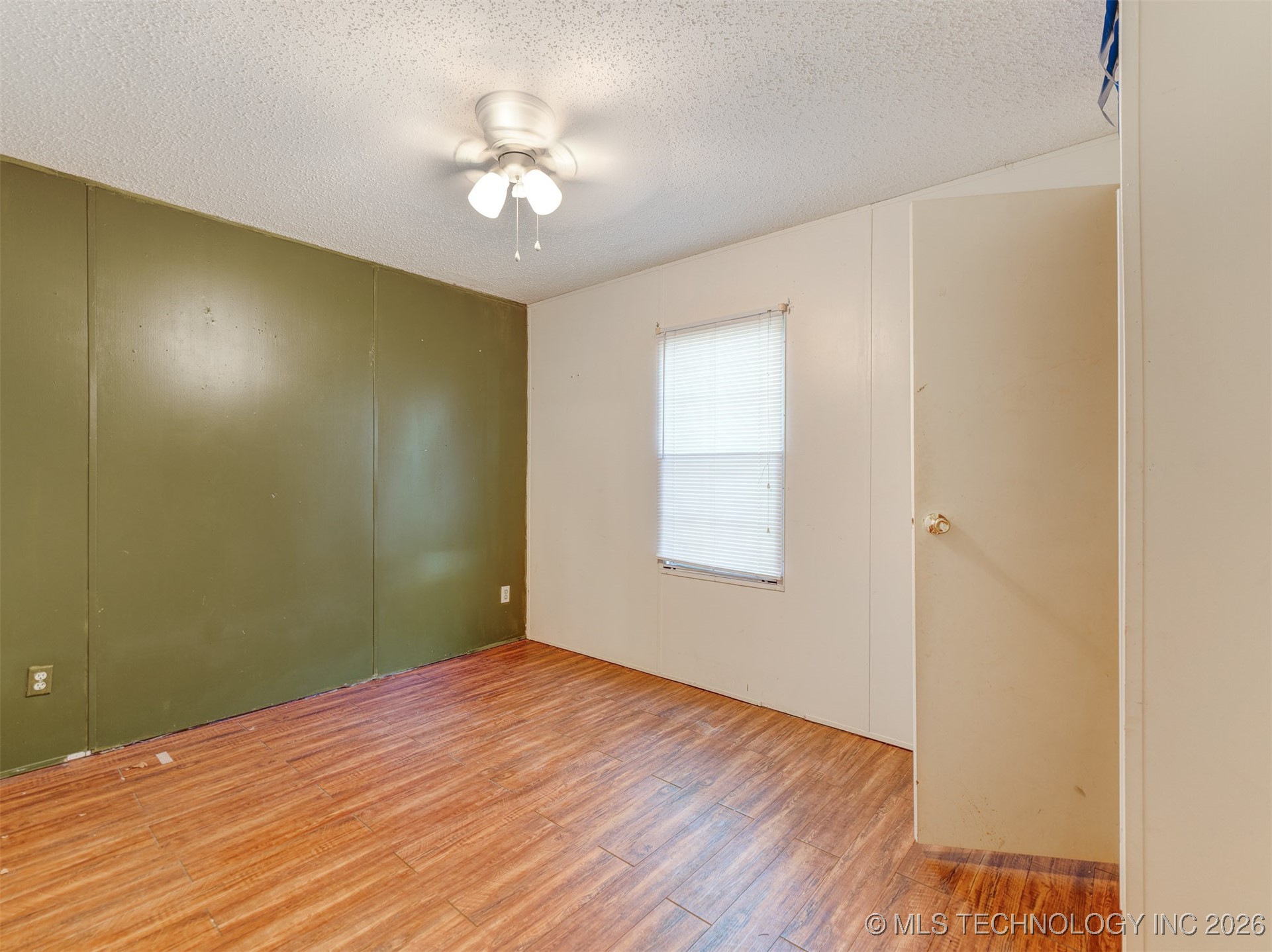 24613 E Lakeview Road Yale OK 74085