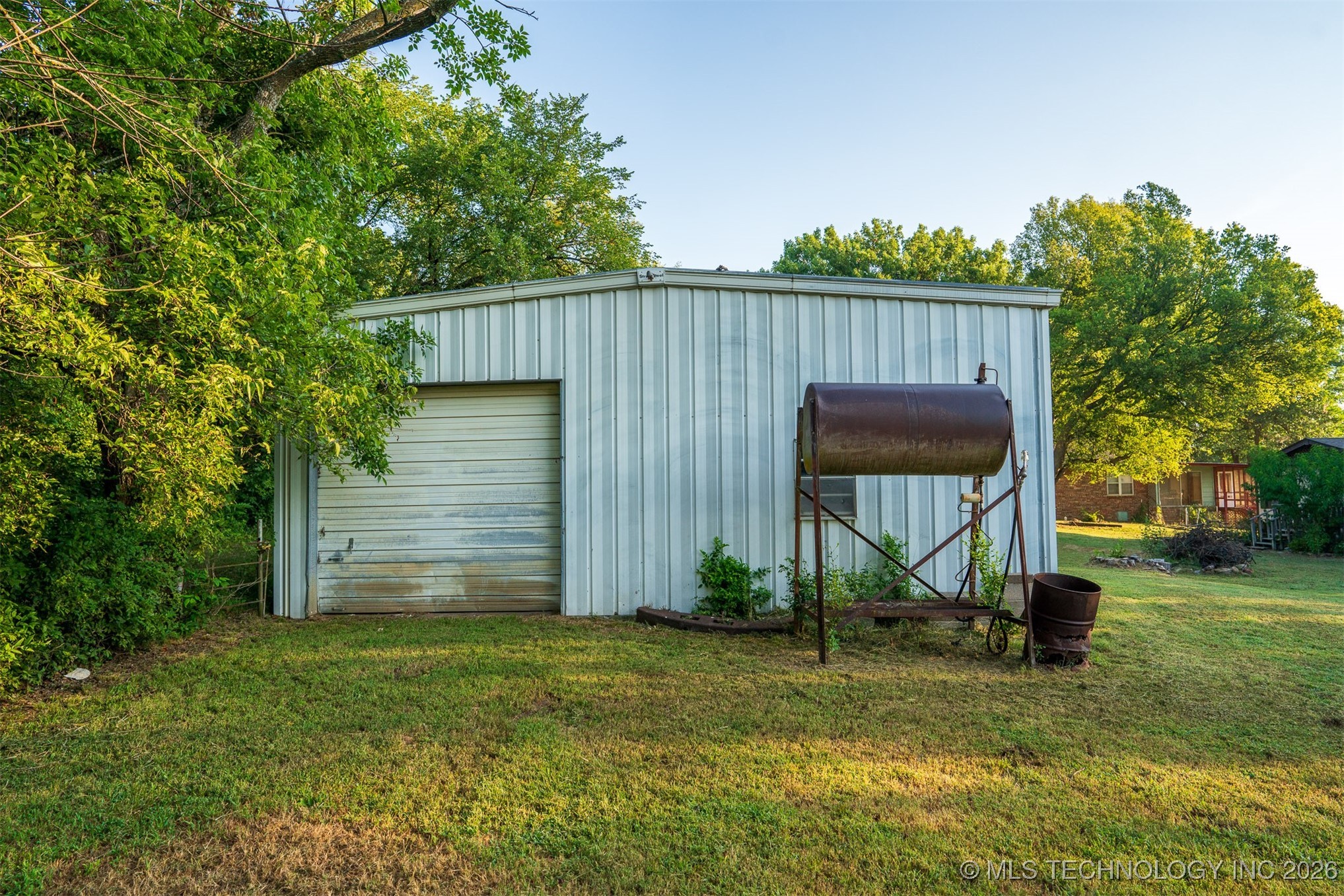 24613 E Lakeview Road Yale OK 74085
