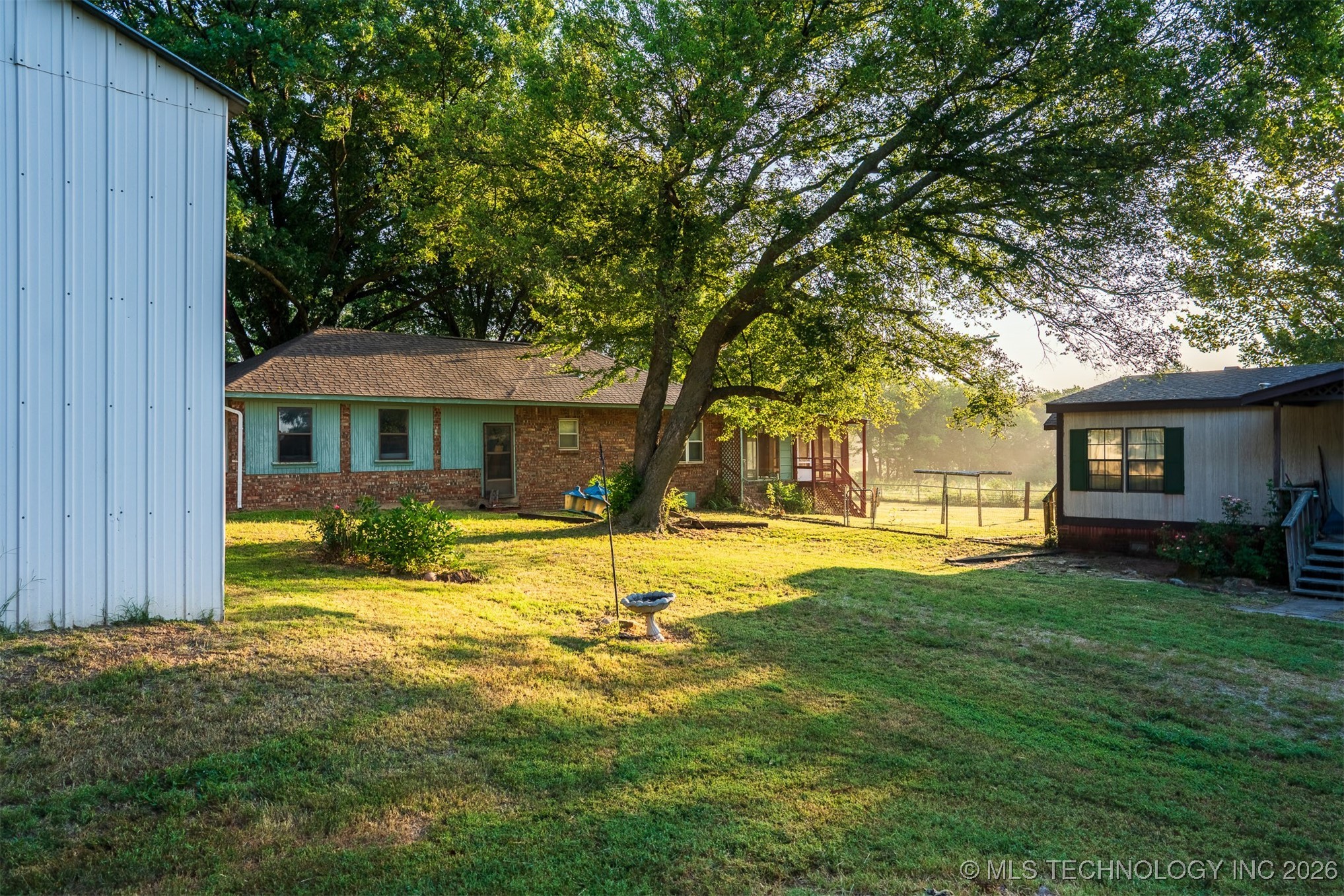 24613 E Lakeview Road Yale OK 74085
