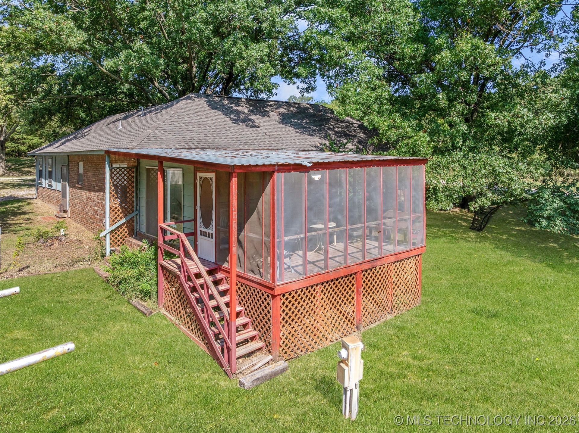 24613 E Lakeview Road Yale OK 74085