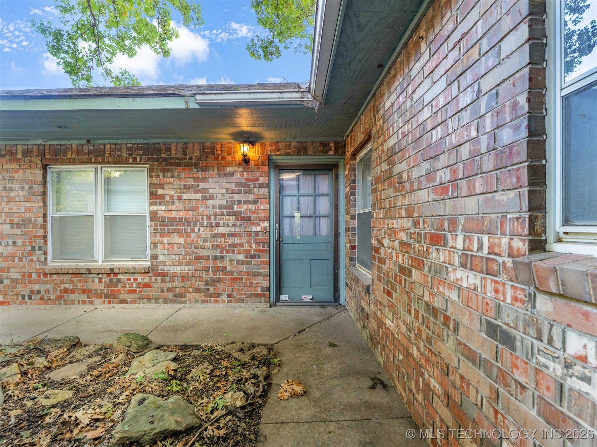 24613 E Lakeview Road Yale OK 74085