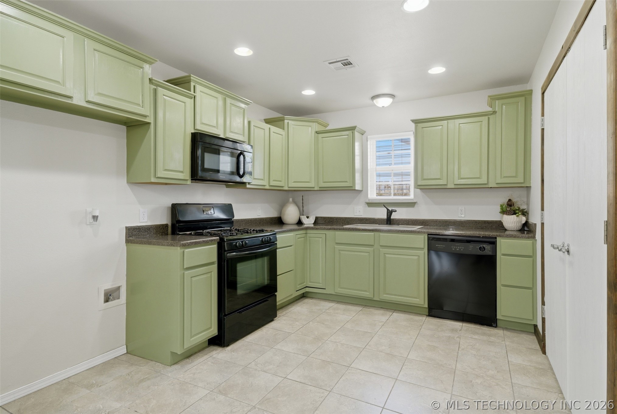 1005 W 23rd Street Claremore OK 74017