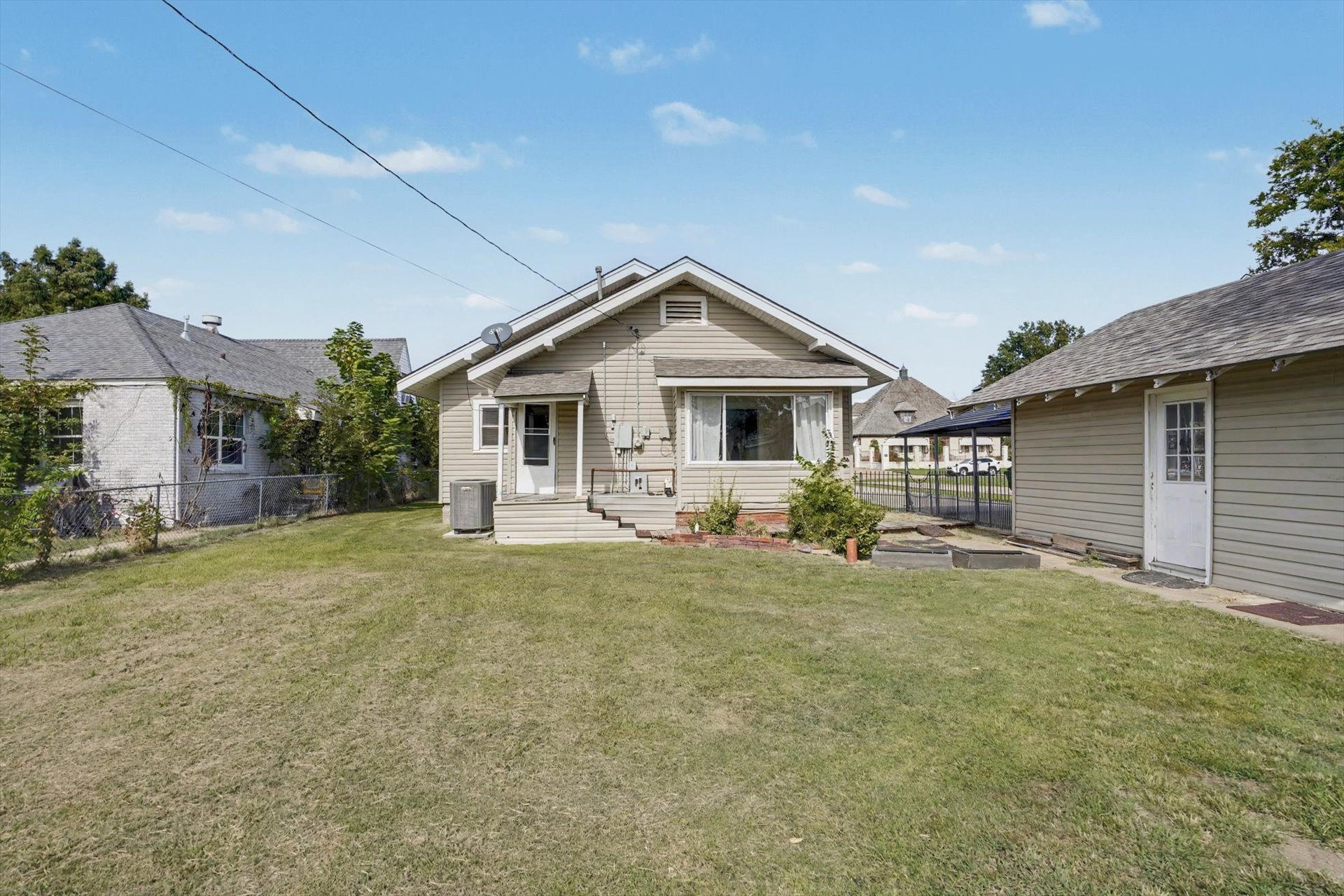419 E 5th Street Claremore OK 74017