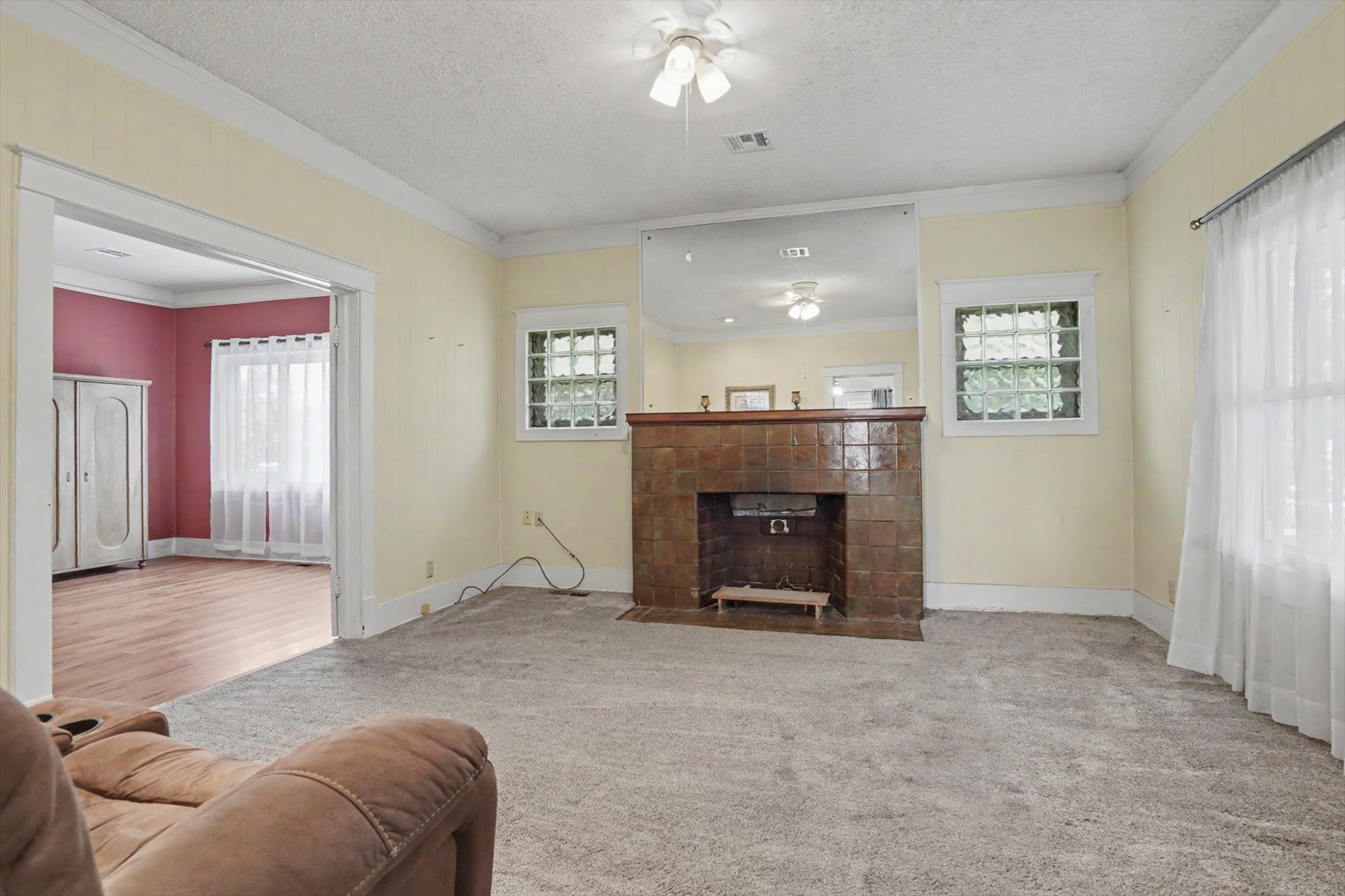 419 E 5th Street Claremore OK 74017