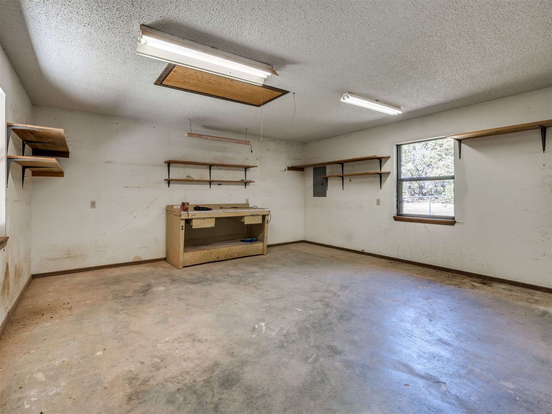 8990 W 155th Street N Skiatook OK 74070