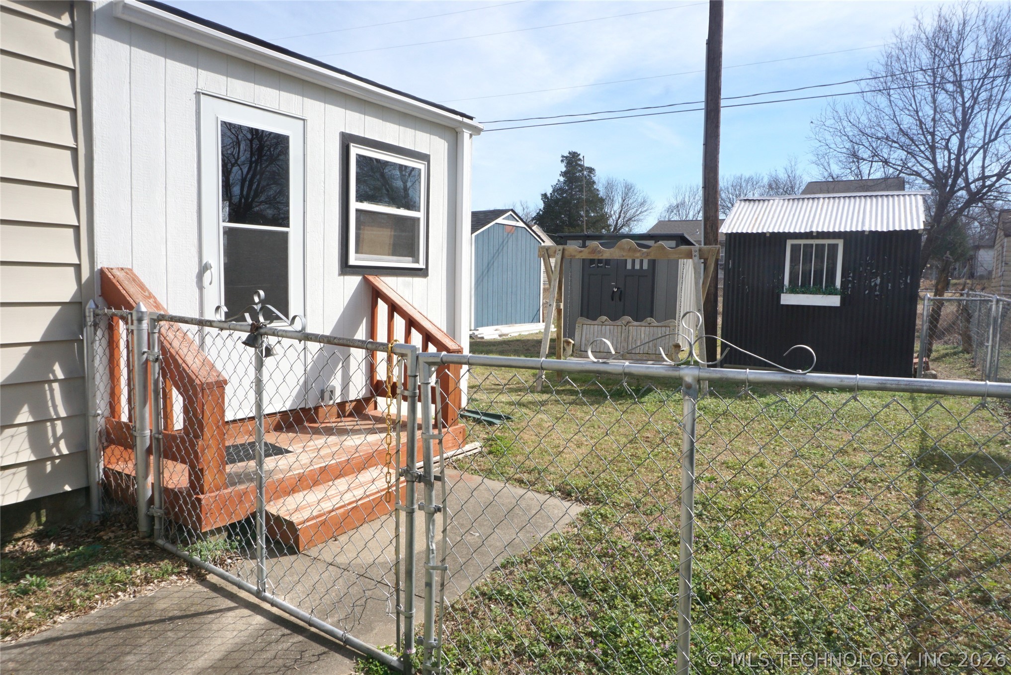 205 Washington Street Henryetta OK 74437