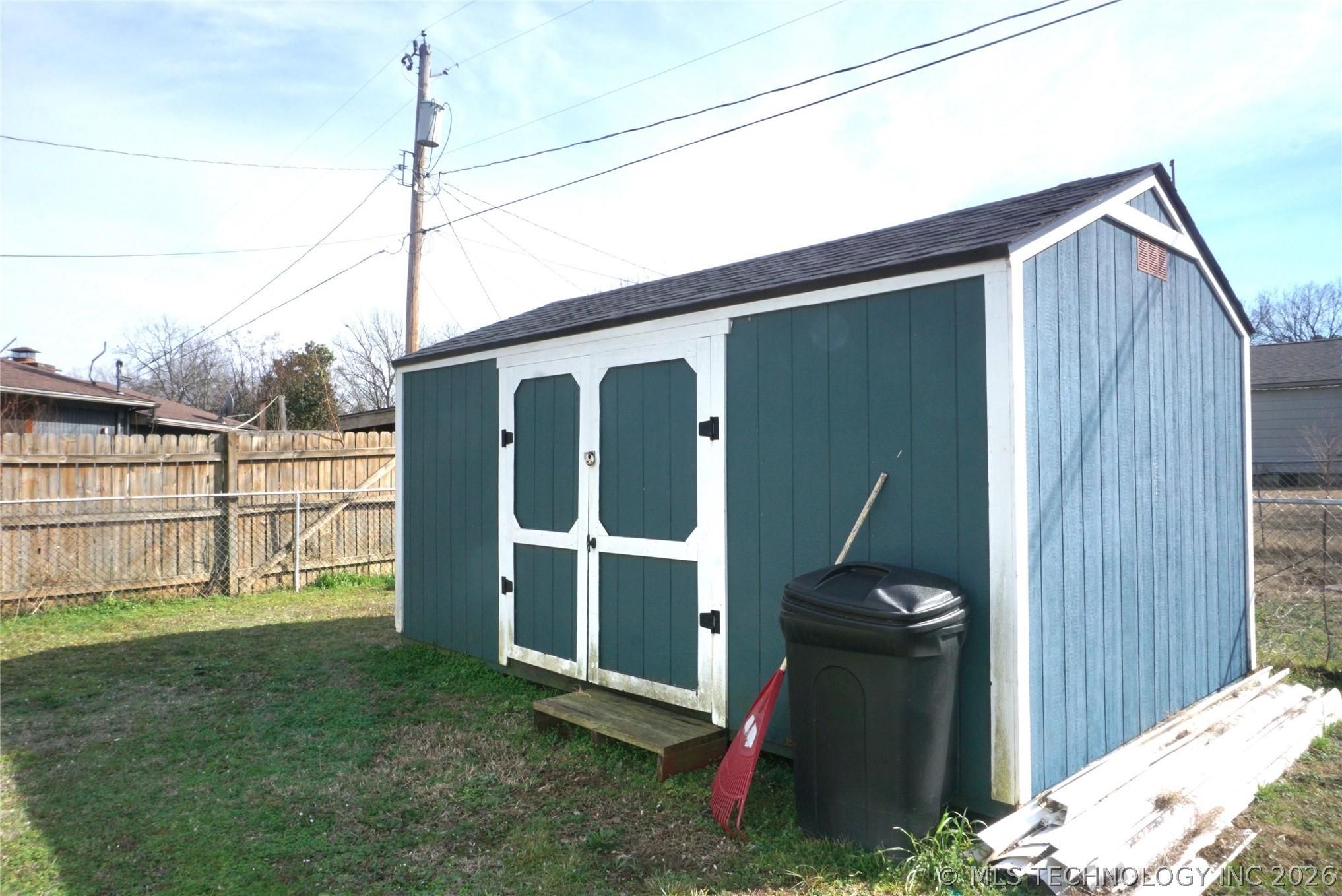 205 Washington Street Henryetta OK 74437