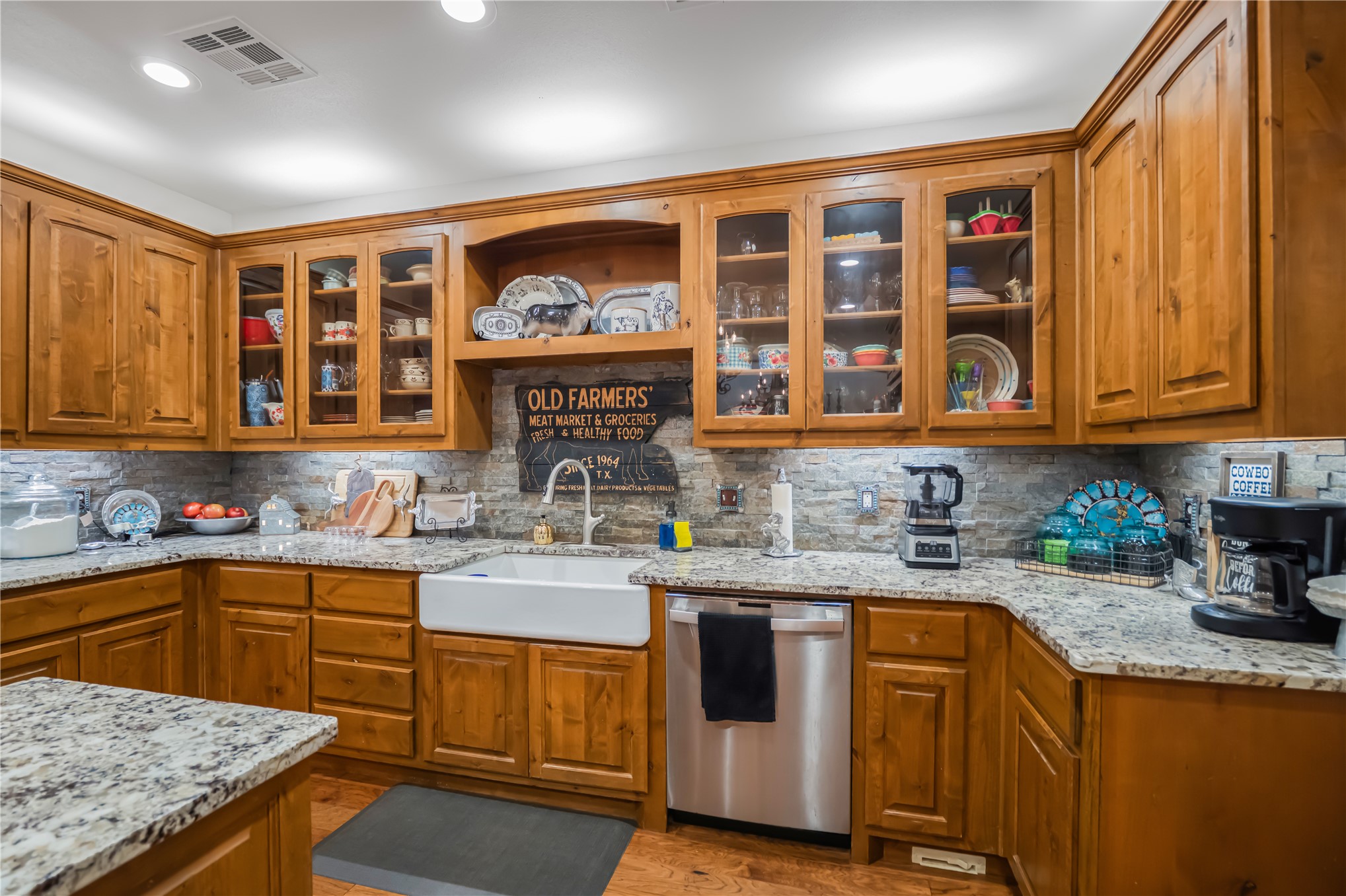 105818 S 4280 Road Checotah OK 74426