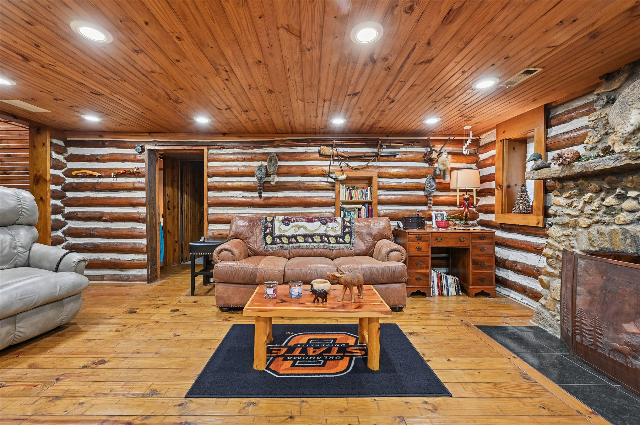 91 Crest Drive Locust Grove OK 74352