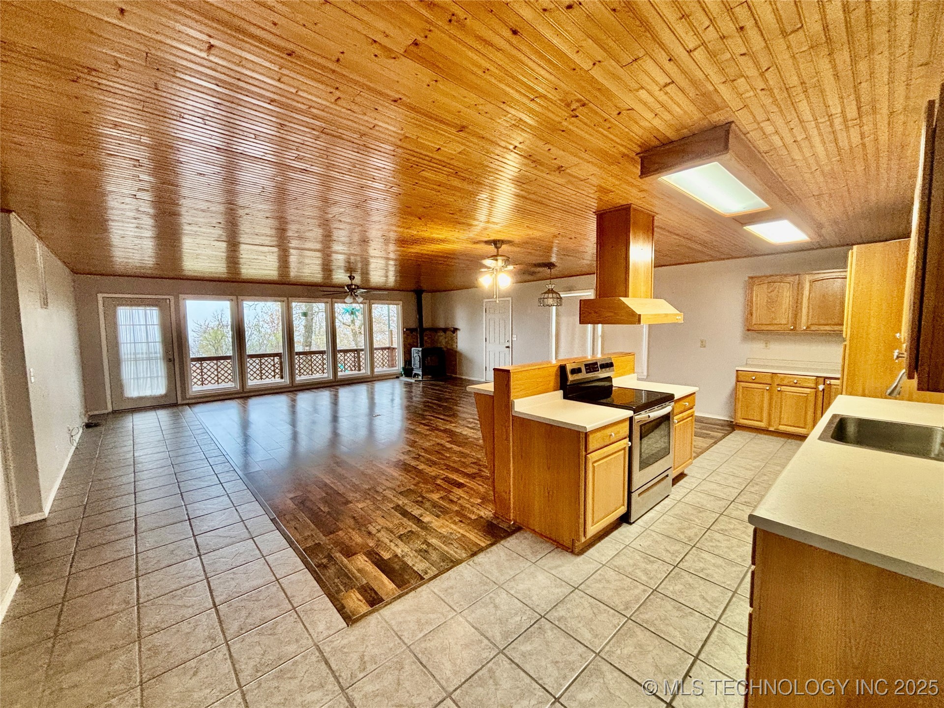 413804 E 1212 Road Eufaula OK 74432