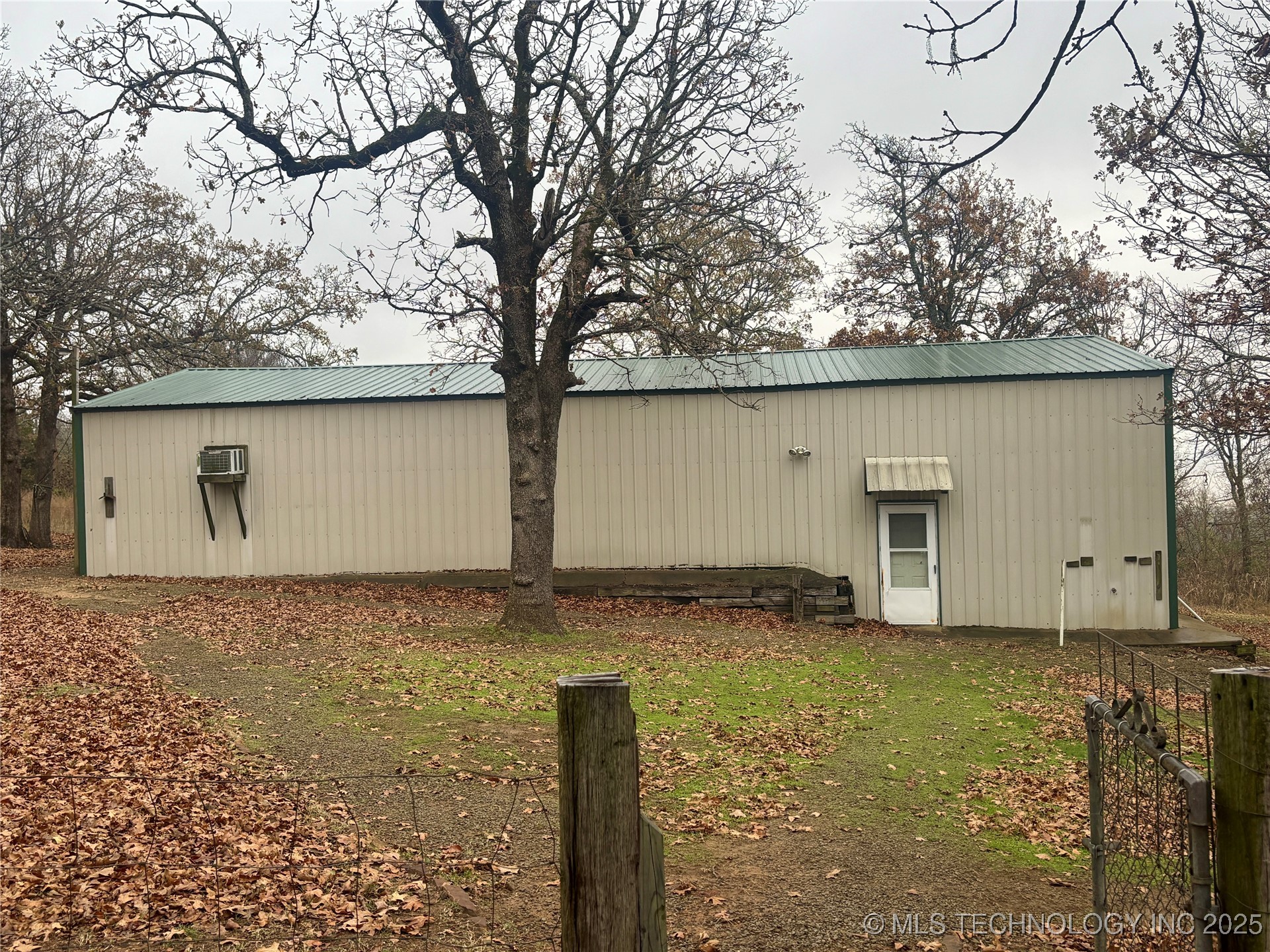 413804 E 1212 Road Eufaula OK 74432