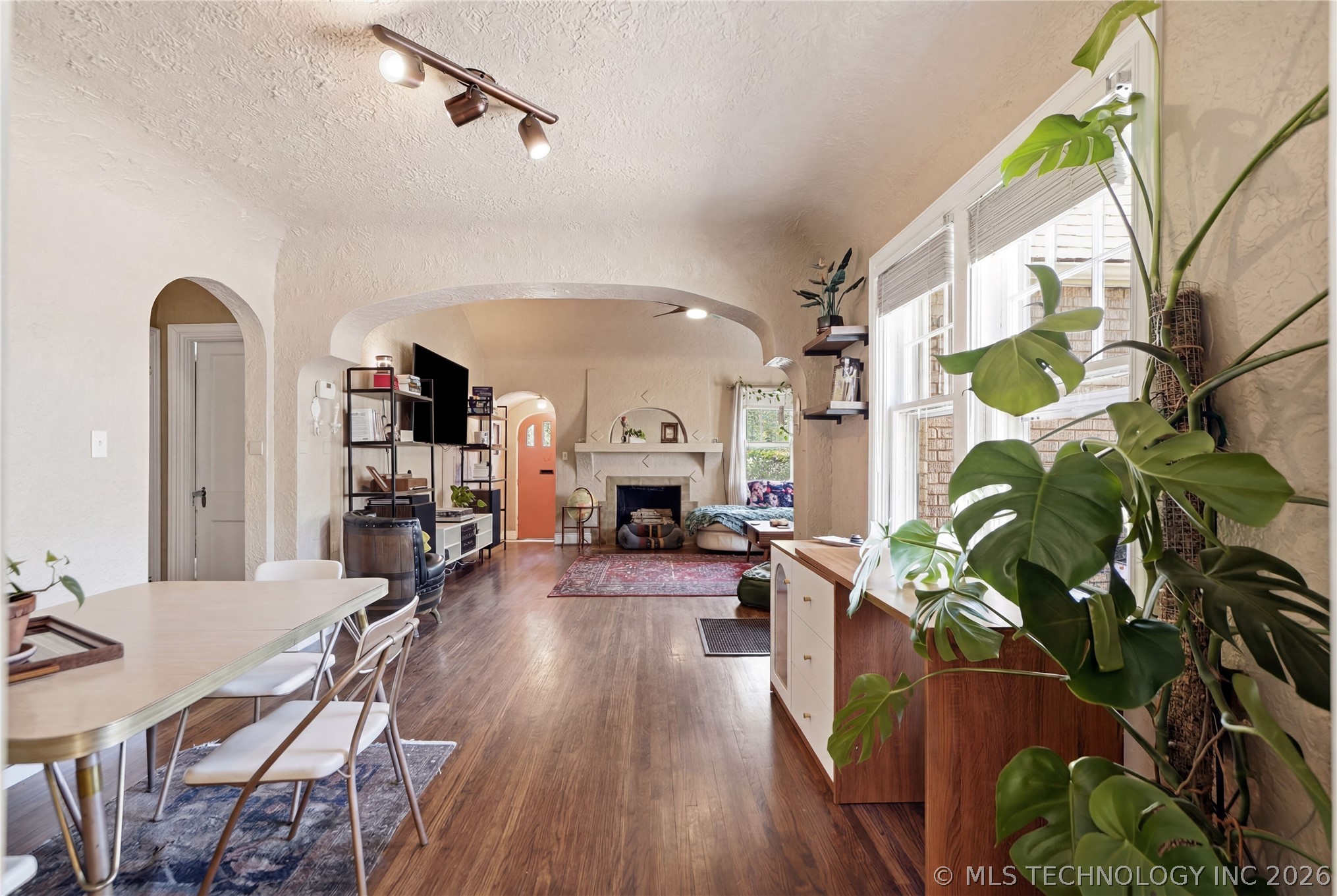 3319 E 8th Street Tulsa OK 74112