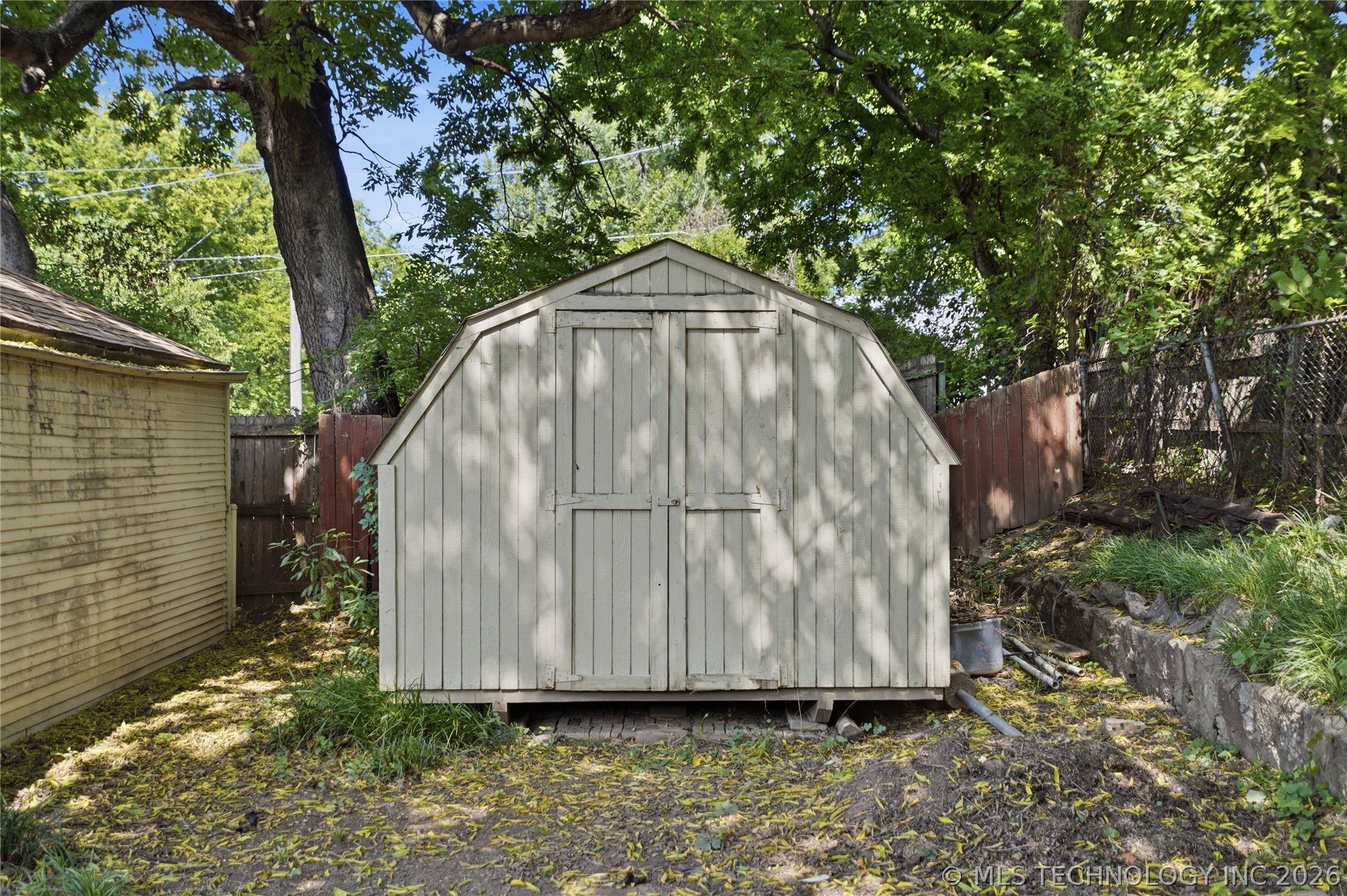 3319 E 8th Street Tulsa OK 74112