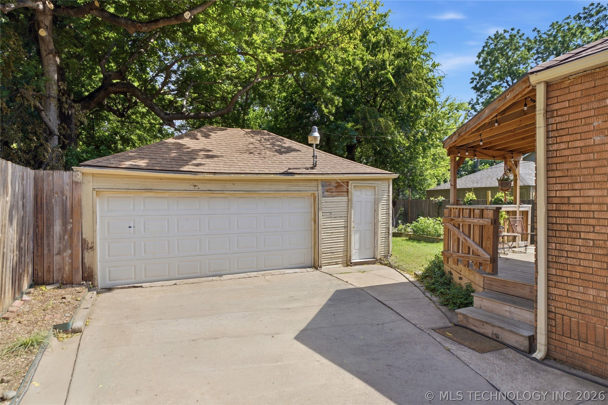 3319 E 8th Street Tulsa OK 74112