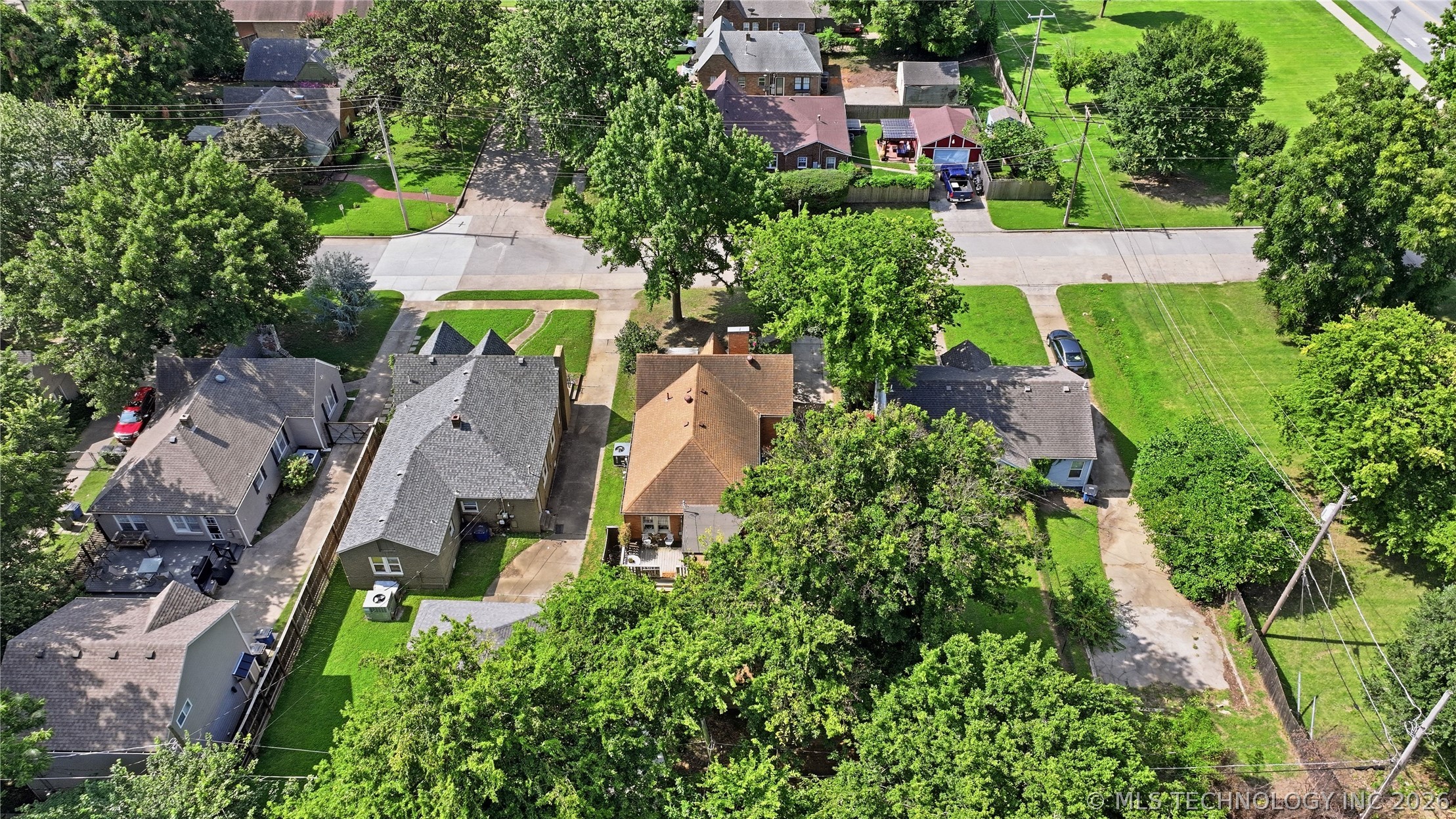 3319 E 8th Street Tulsa OK 74112