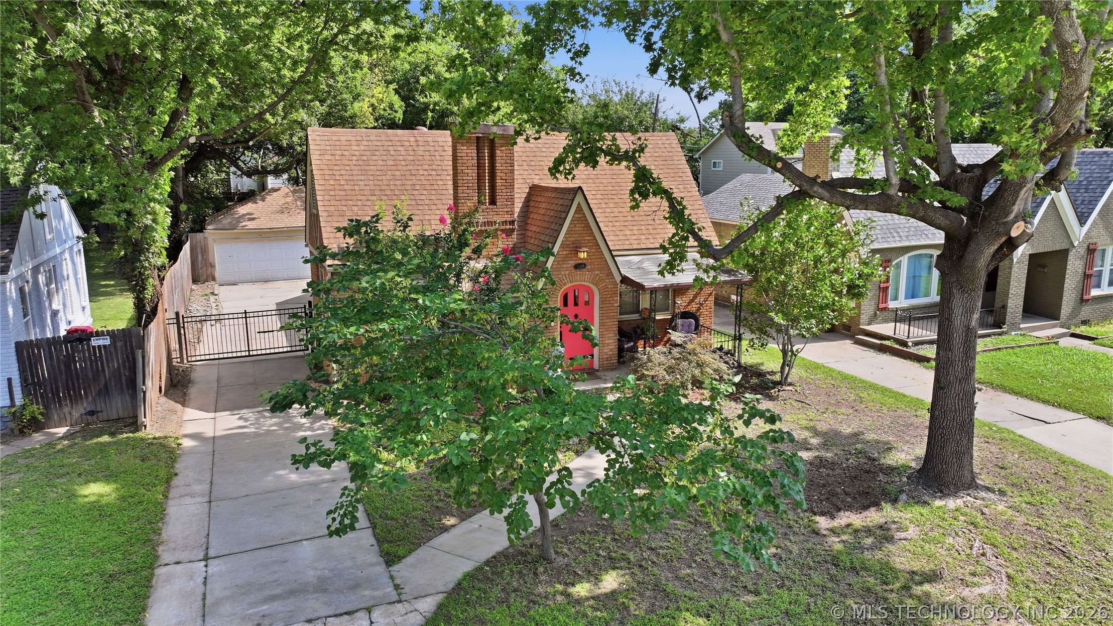 3319 E 8th Street Tulsa OK 74112