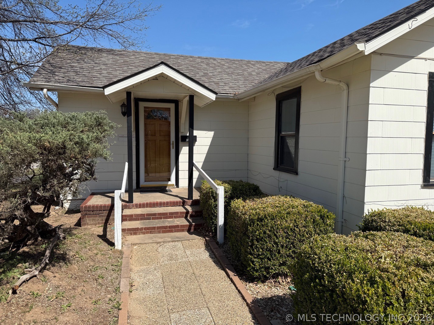 1003 S Hickory Street Sapulpa OK 74066