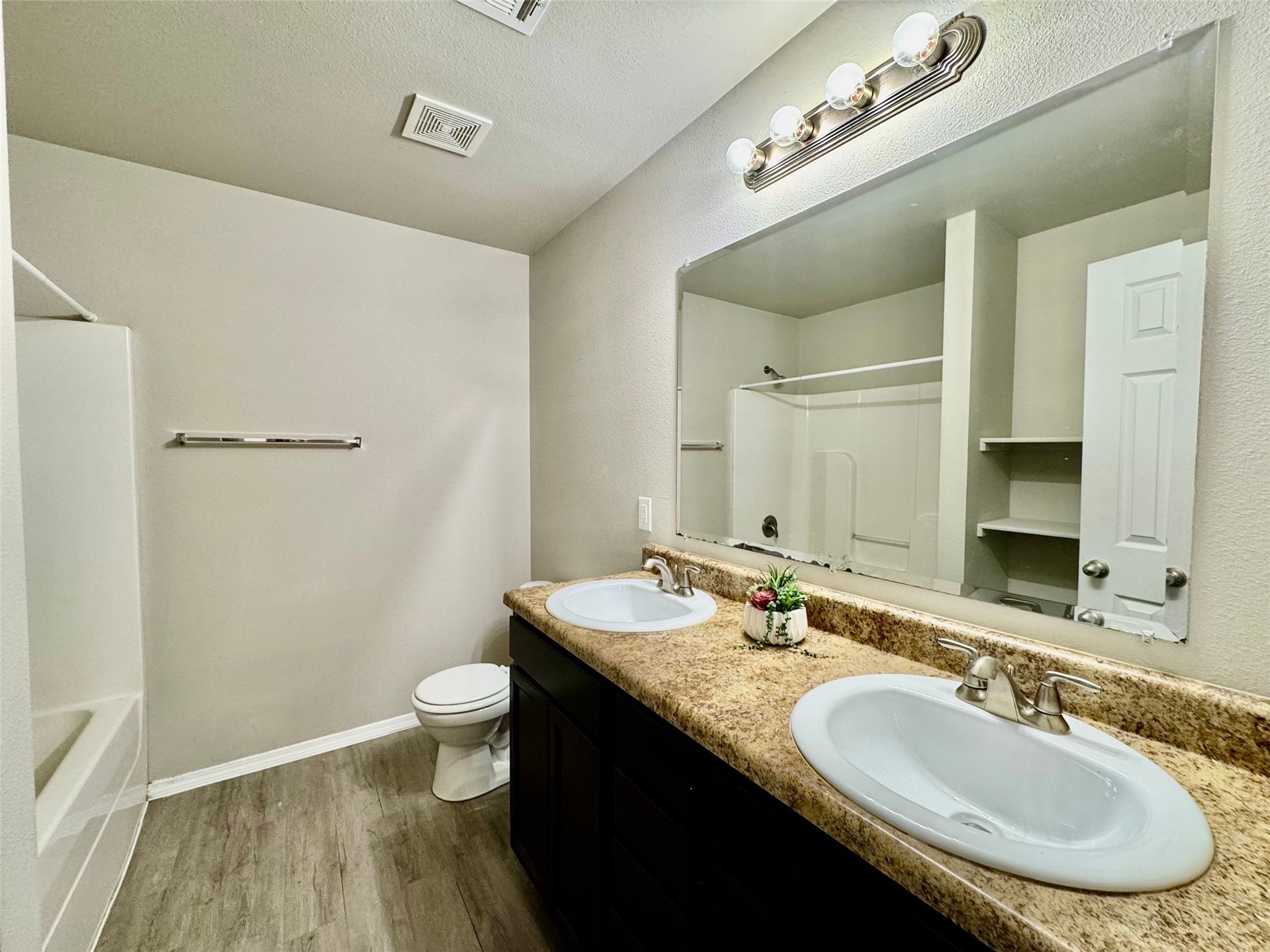 7309 S Gardenia Avenue Broken Arrow OK 74011