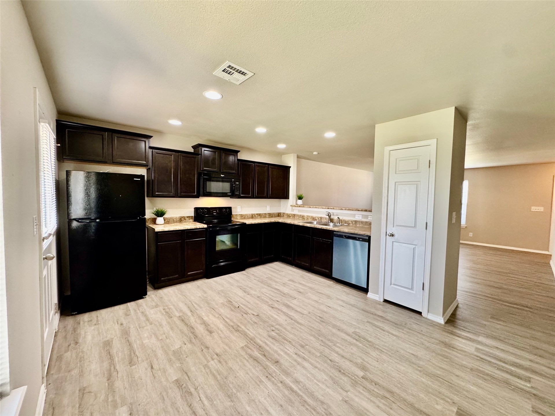 7309 S Gardenia Avenue Broken Arrow OK 74011