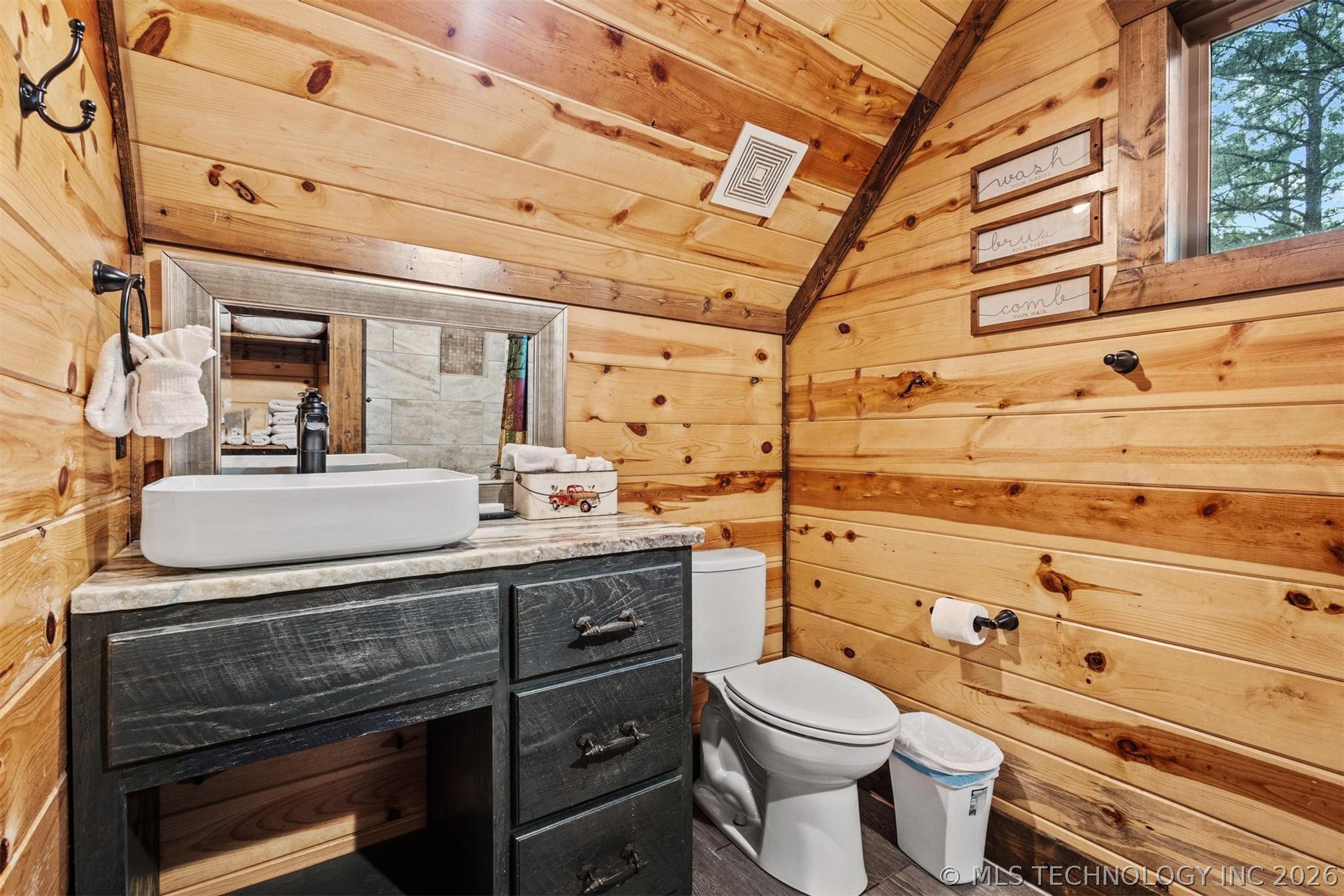 135 Stone Pine Broken Bow OK 74728