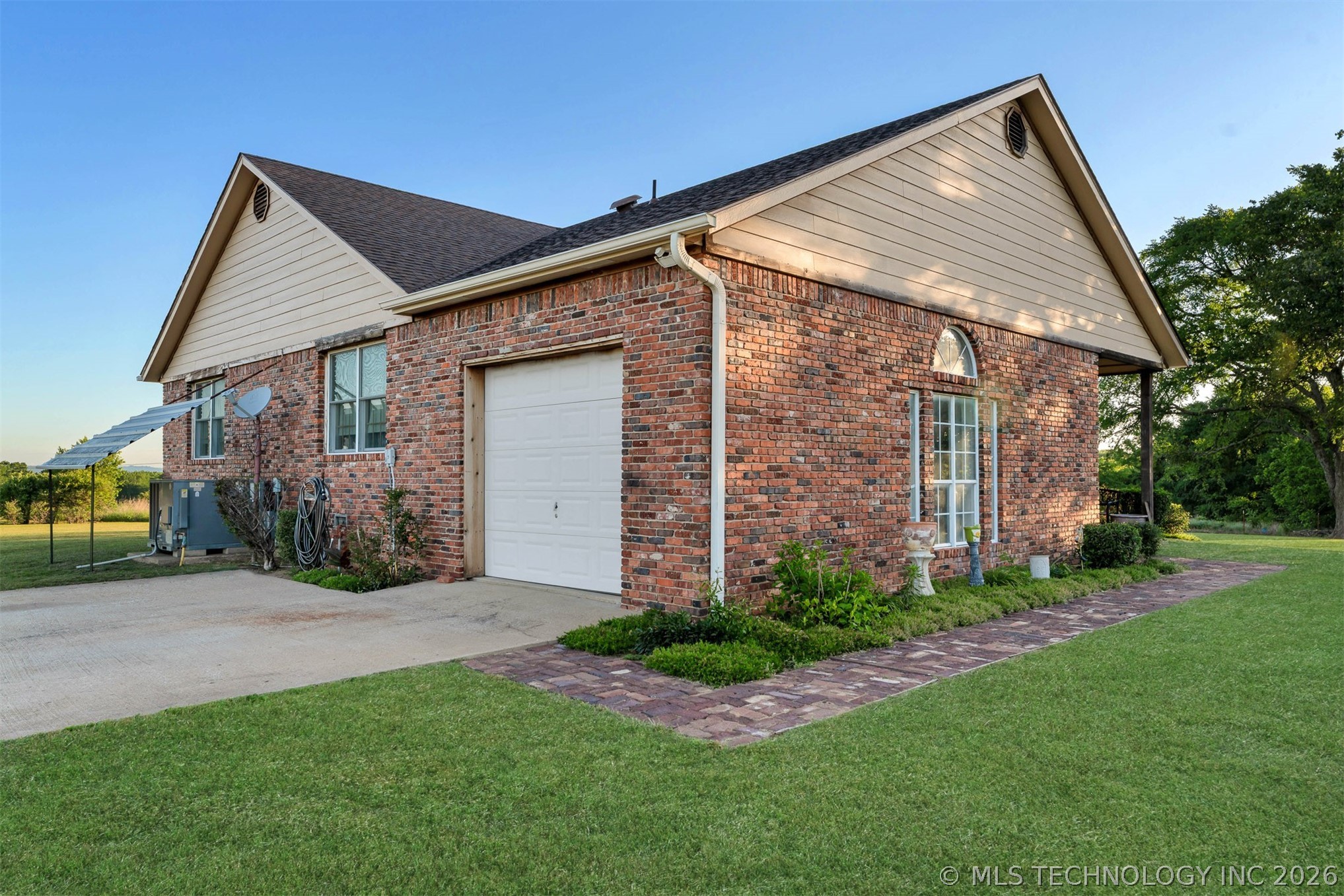 24751 S 200 Road Henryetta OK 74437