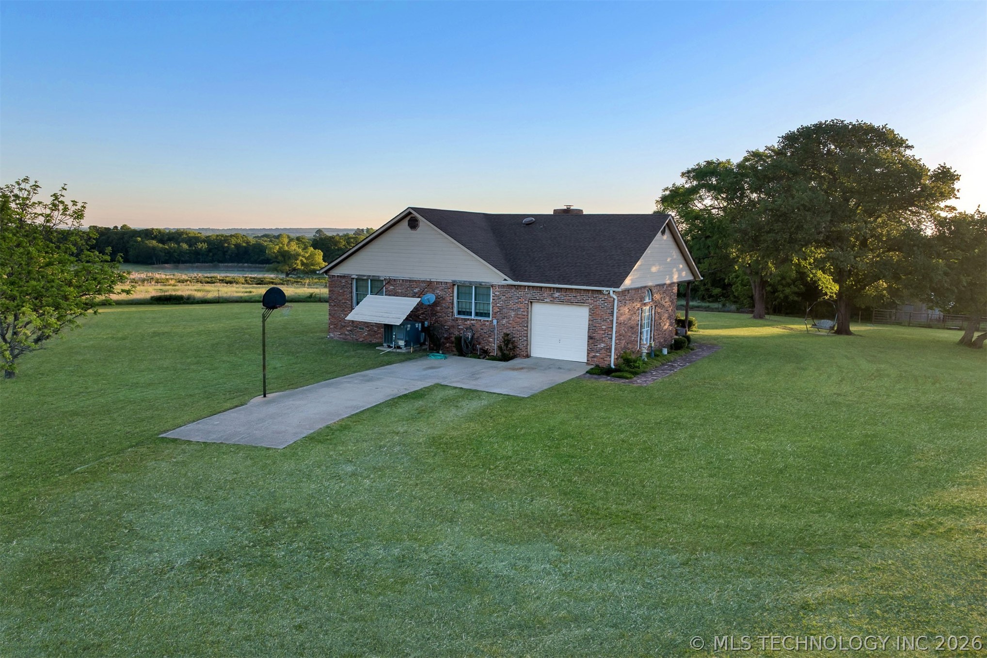 24751 S 200 Road Henryetta OK 74437