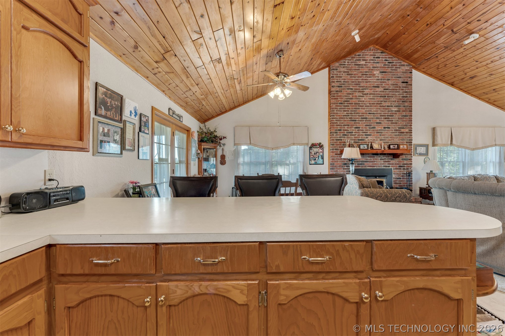 24751 S 200 Road Henryetta OK 74437