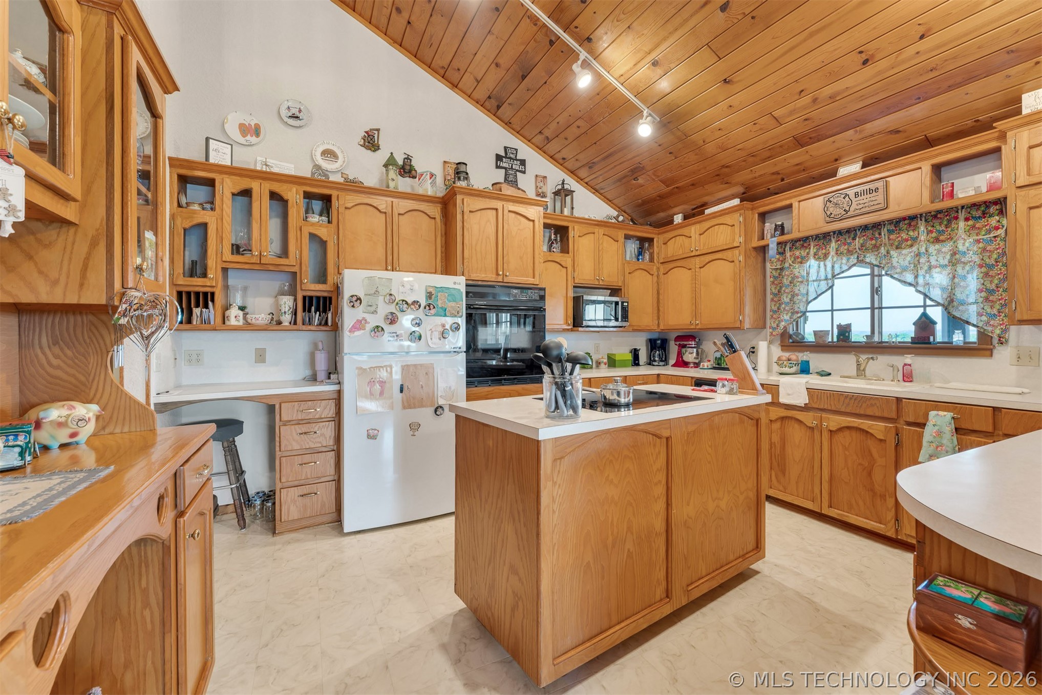 24751 S 200 Road Henryetta OK 74437