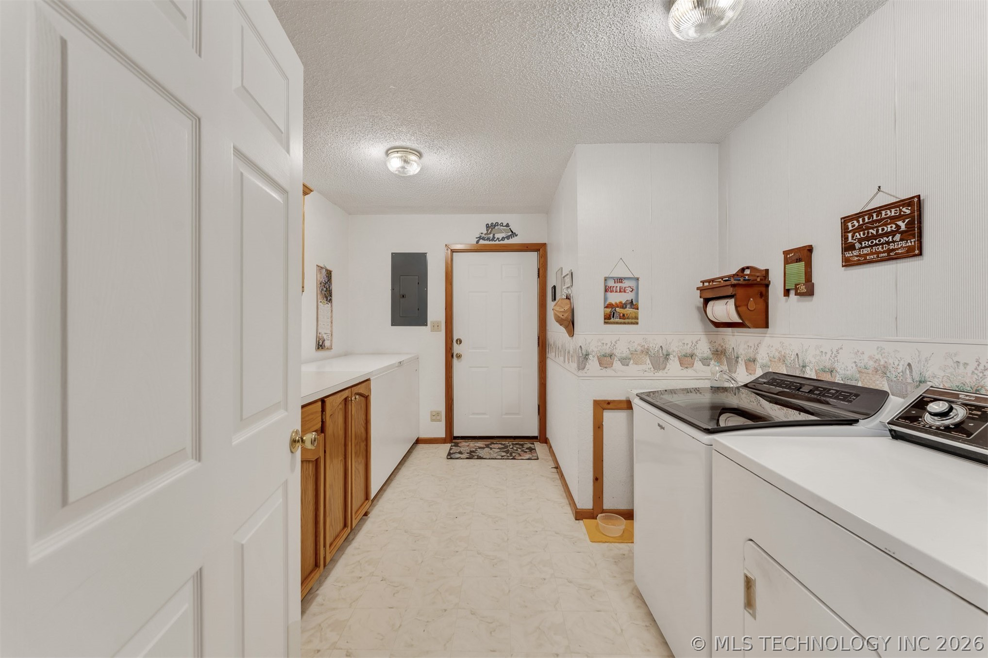 24751 S 200 Road Henryetta OK 74437