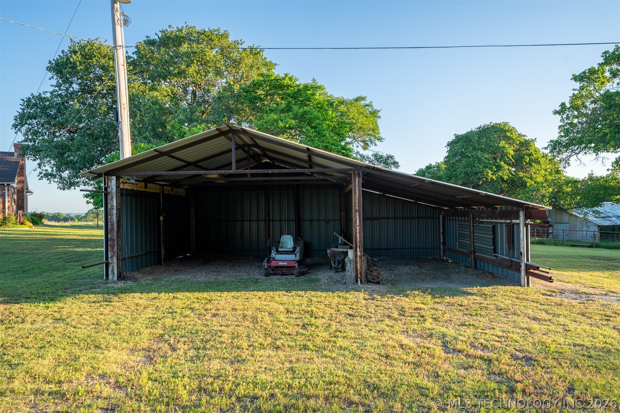 24751 S 200 Road Henryetta OK 74437