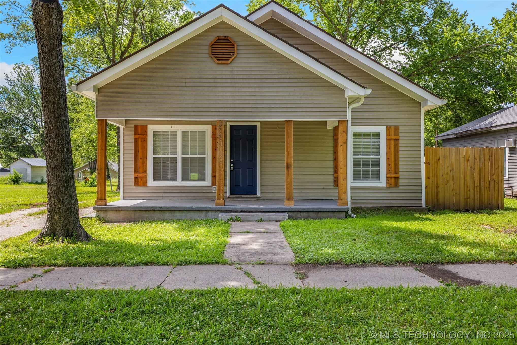 311 W 6th Ada OK 74820