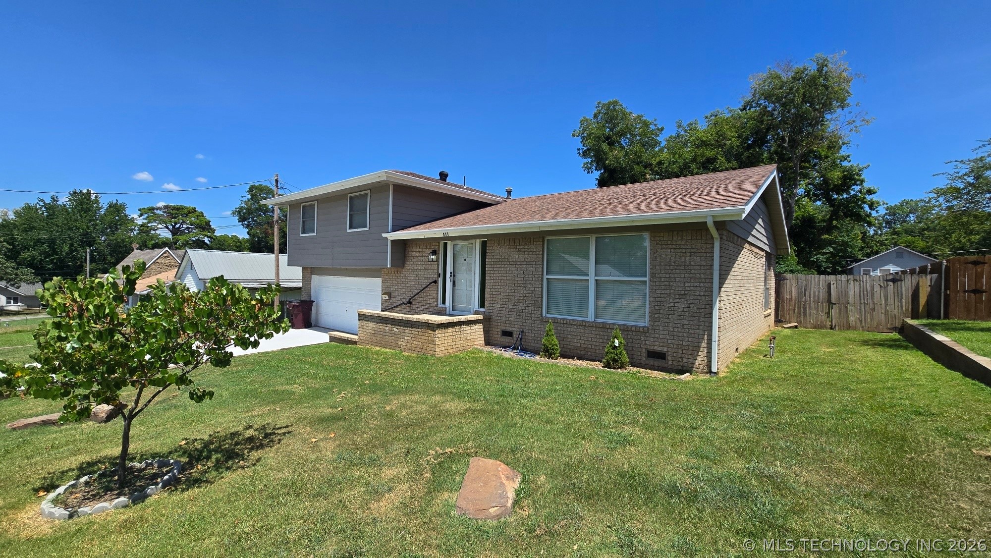 411 S 3rd Eufaula OK 74432