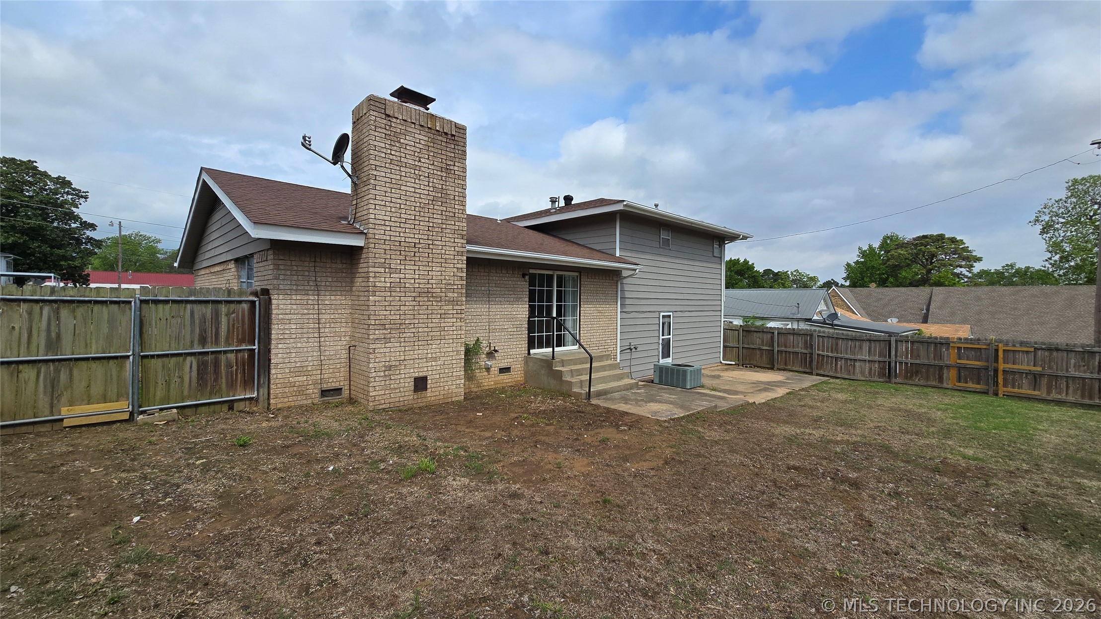 411 S 3rd Eufaula OK 74432