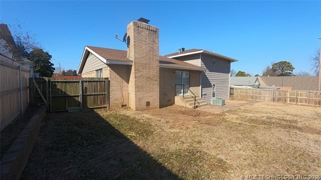411 S 3rd Eufaula OK 74432