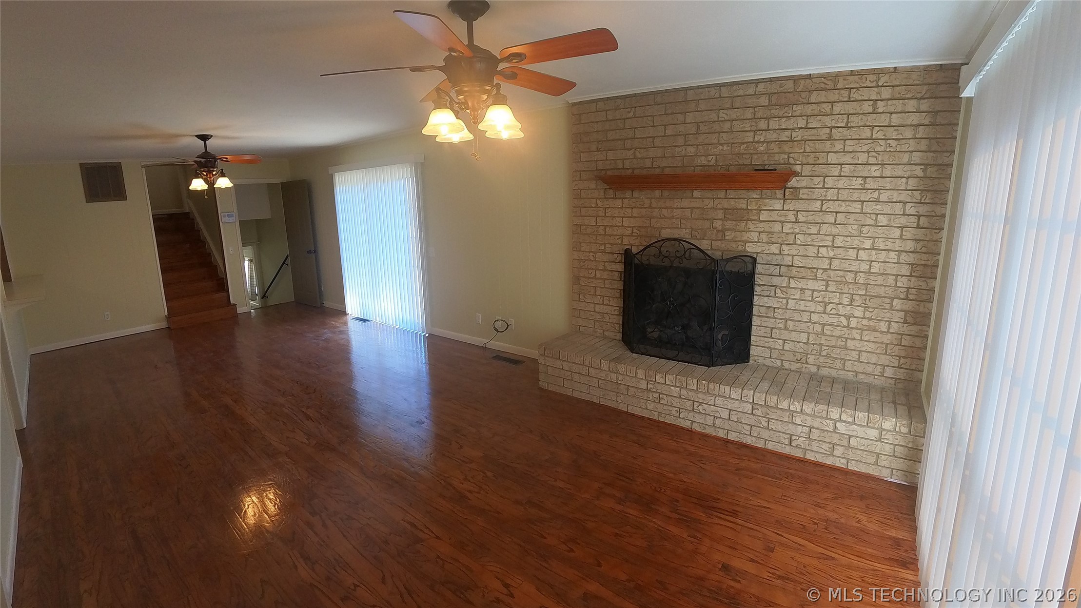411 S 3rd Eufaula OK 74432