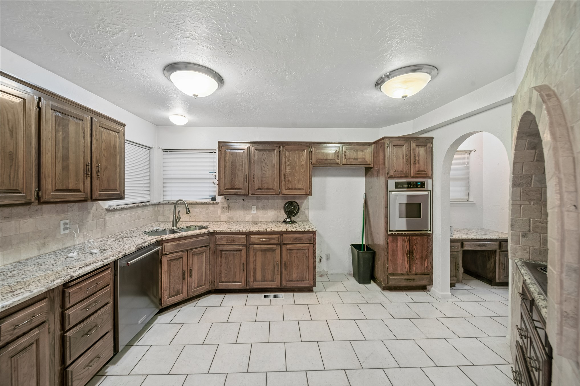 13251 S 275th East Avenue Coweta OK 74429