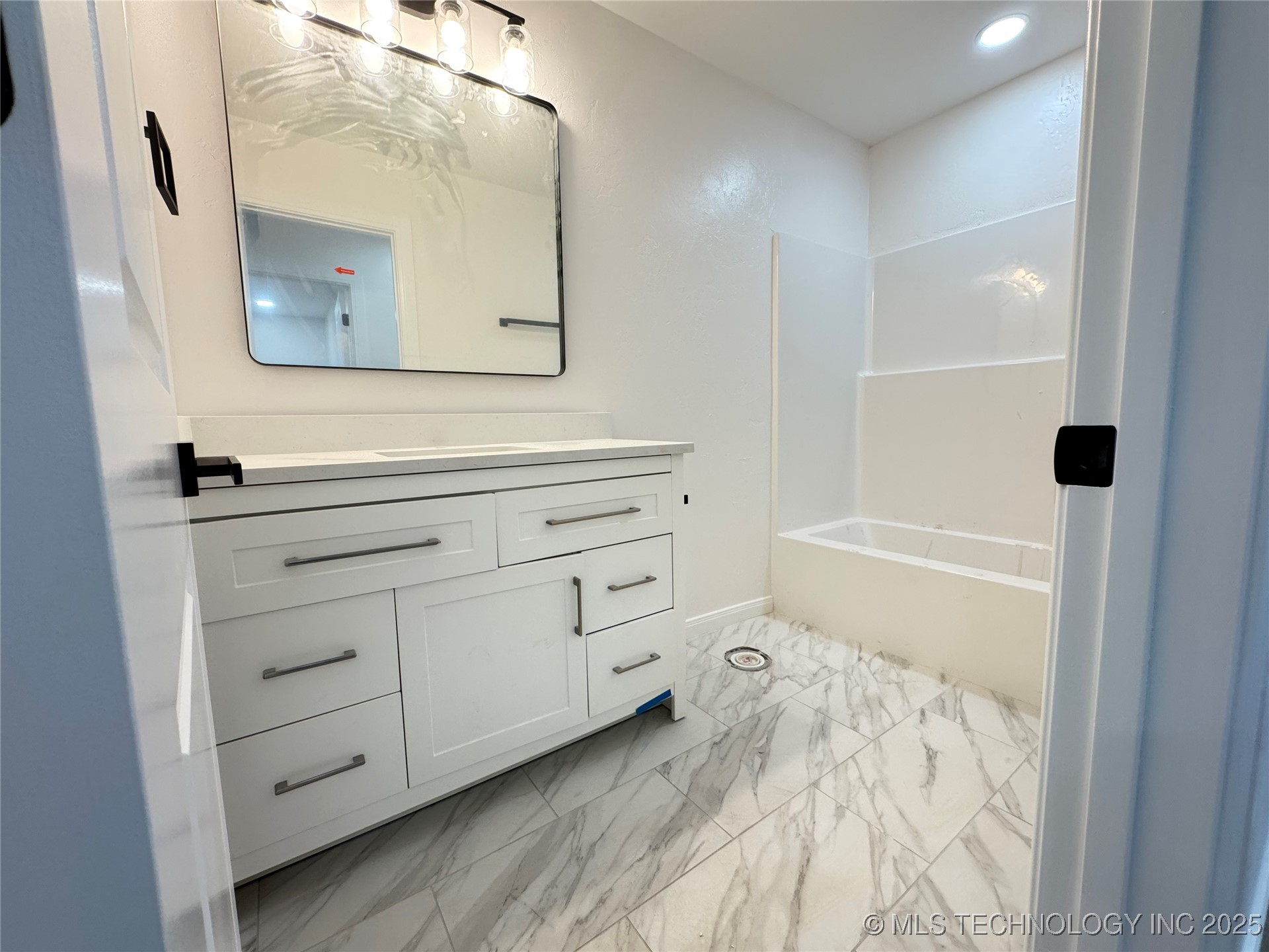 1108 E Beverly Ada OK 74820